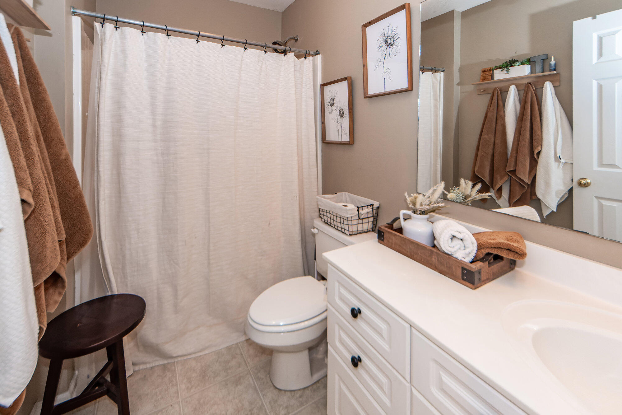 1411 Crossbill Trail
