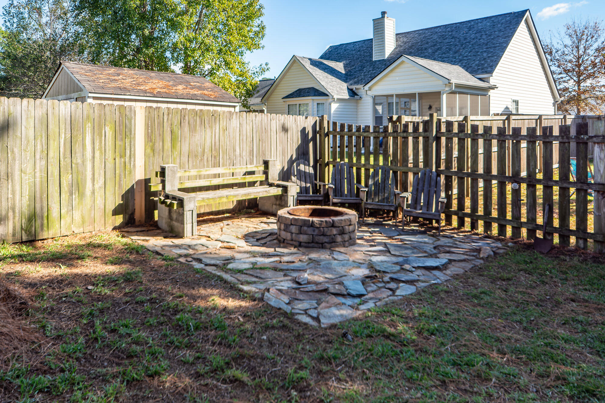 1411 Crossbill Trail