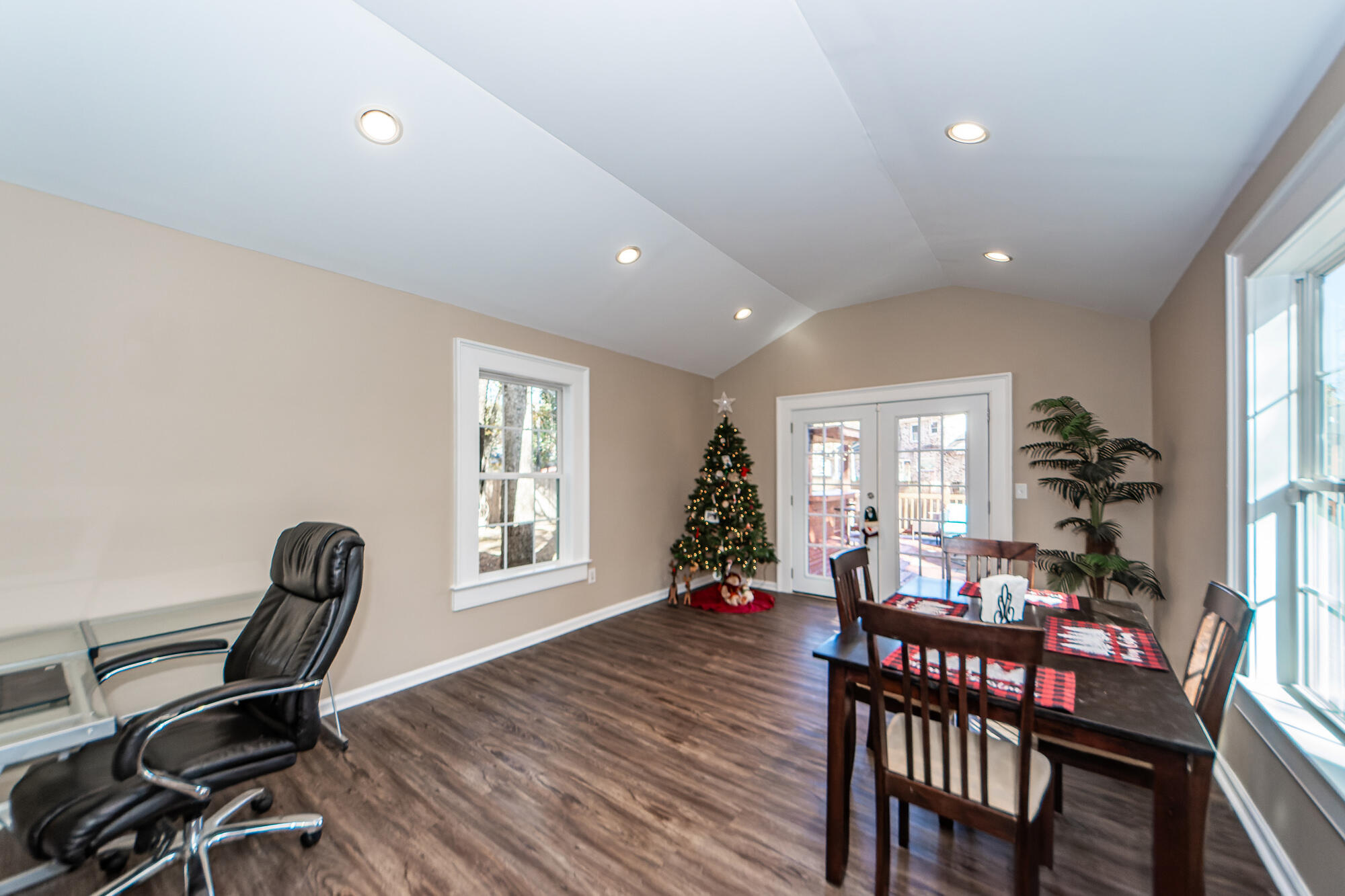 107 Deer Run Court