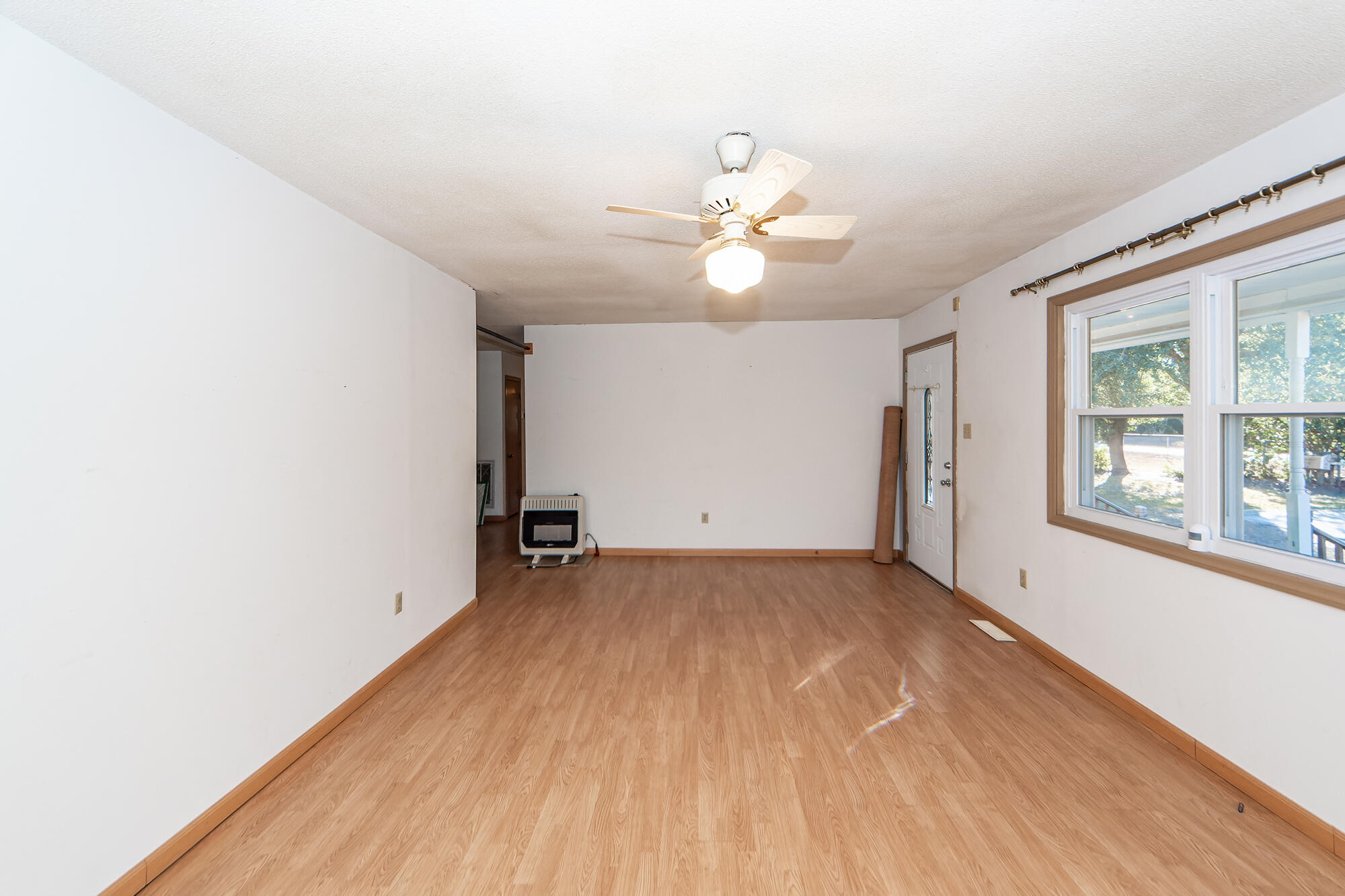 146 Mano Street