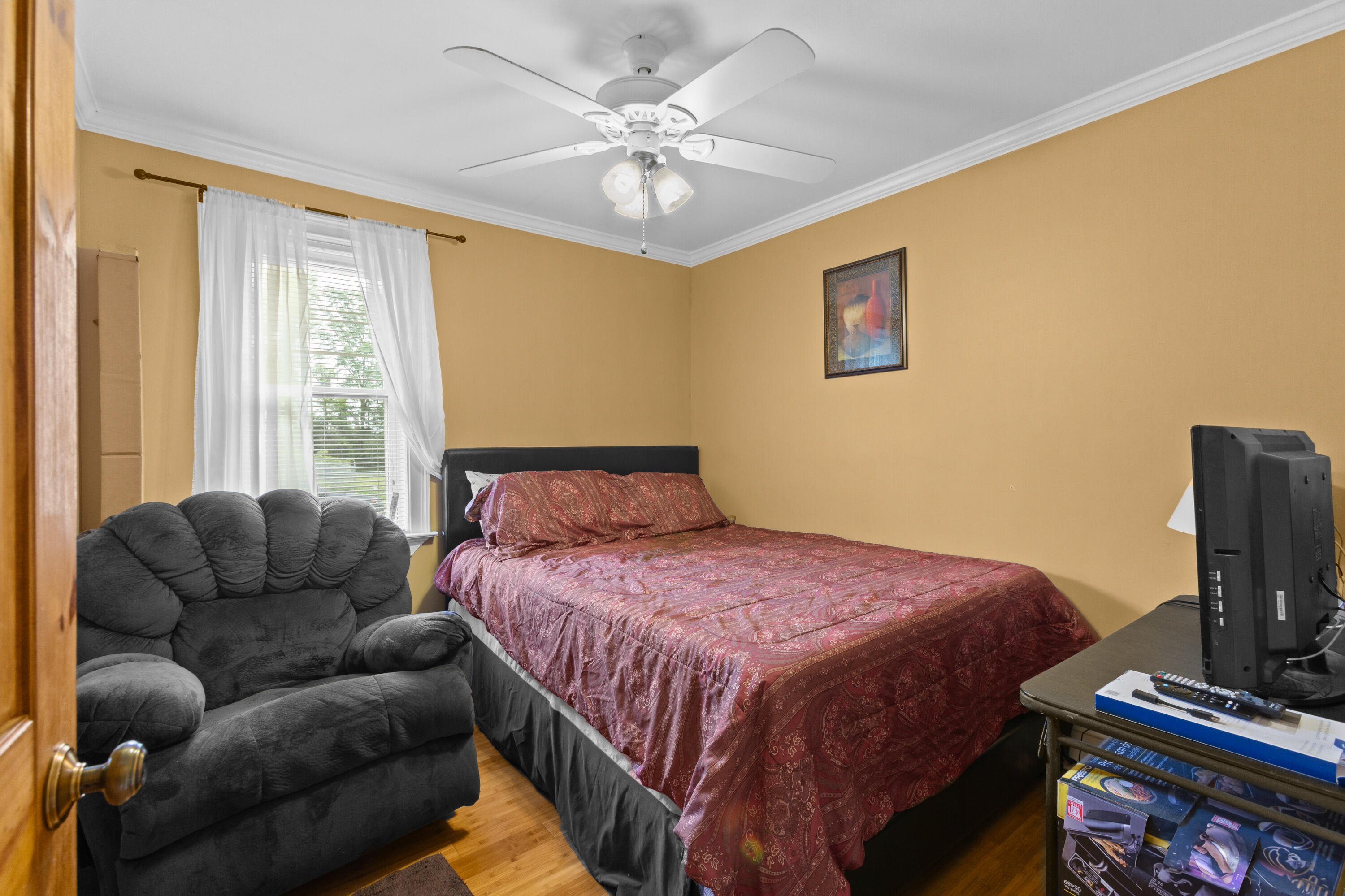325 Eastwood Circle