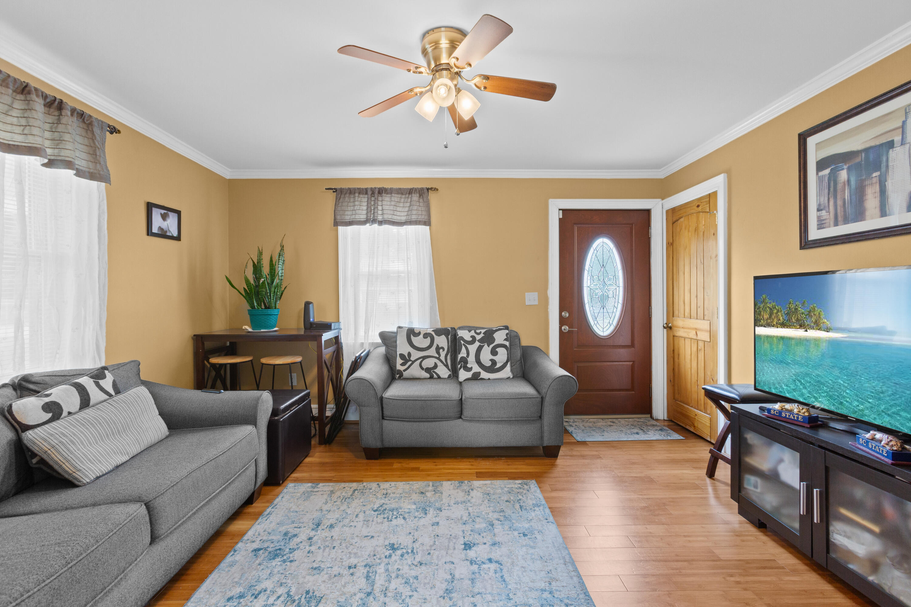 325 Eastwood Circle