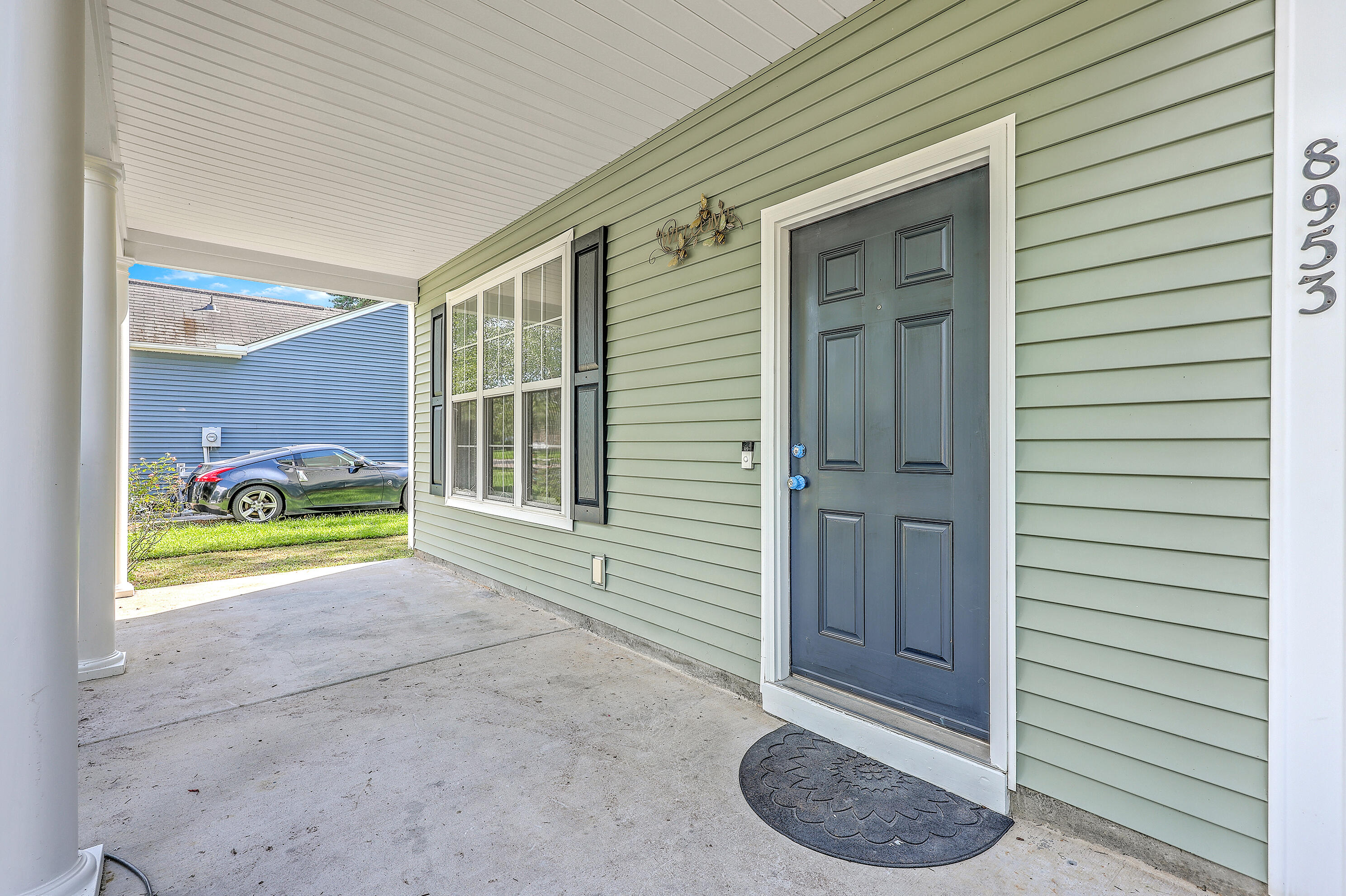 8953 Planters Row Lane
