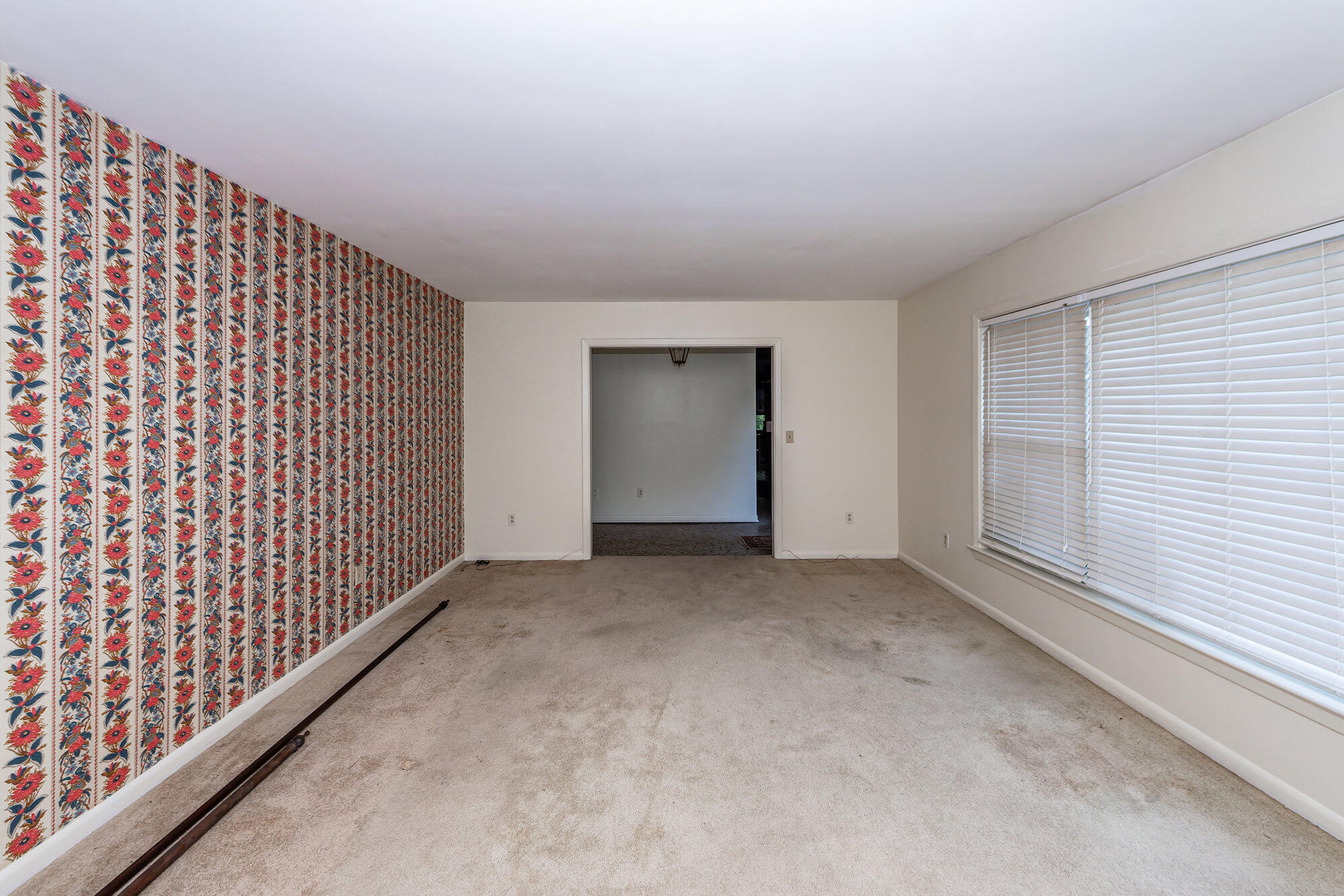 1234 Brookside Drive