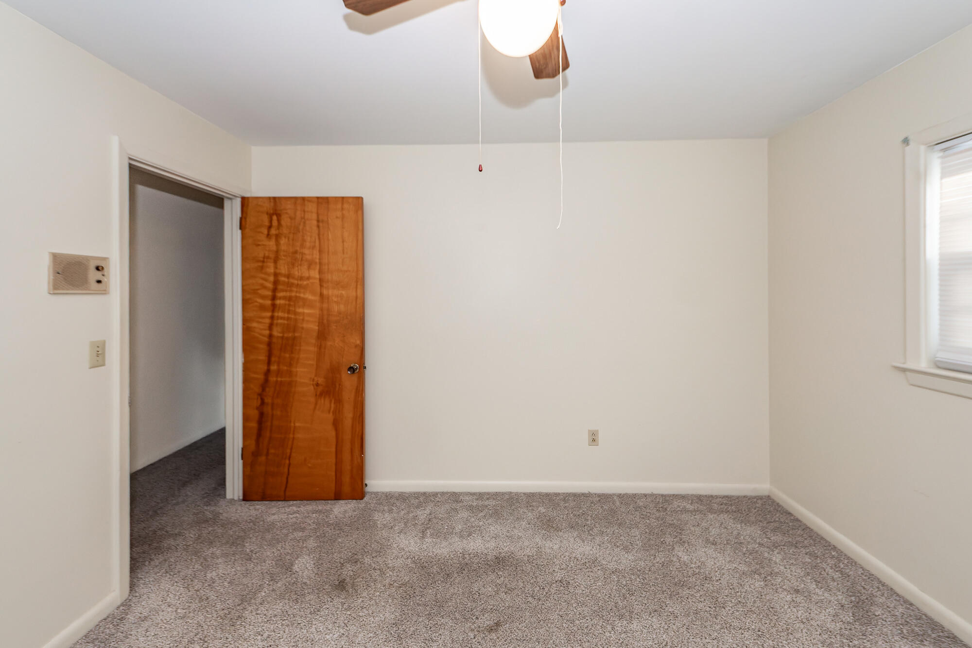 1234 Brookside Drive
