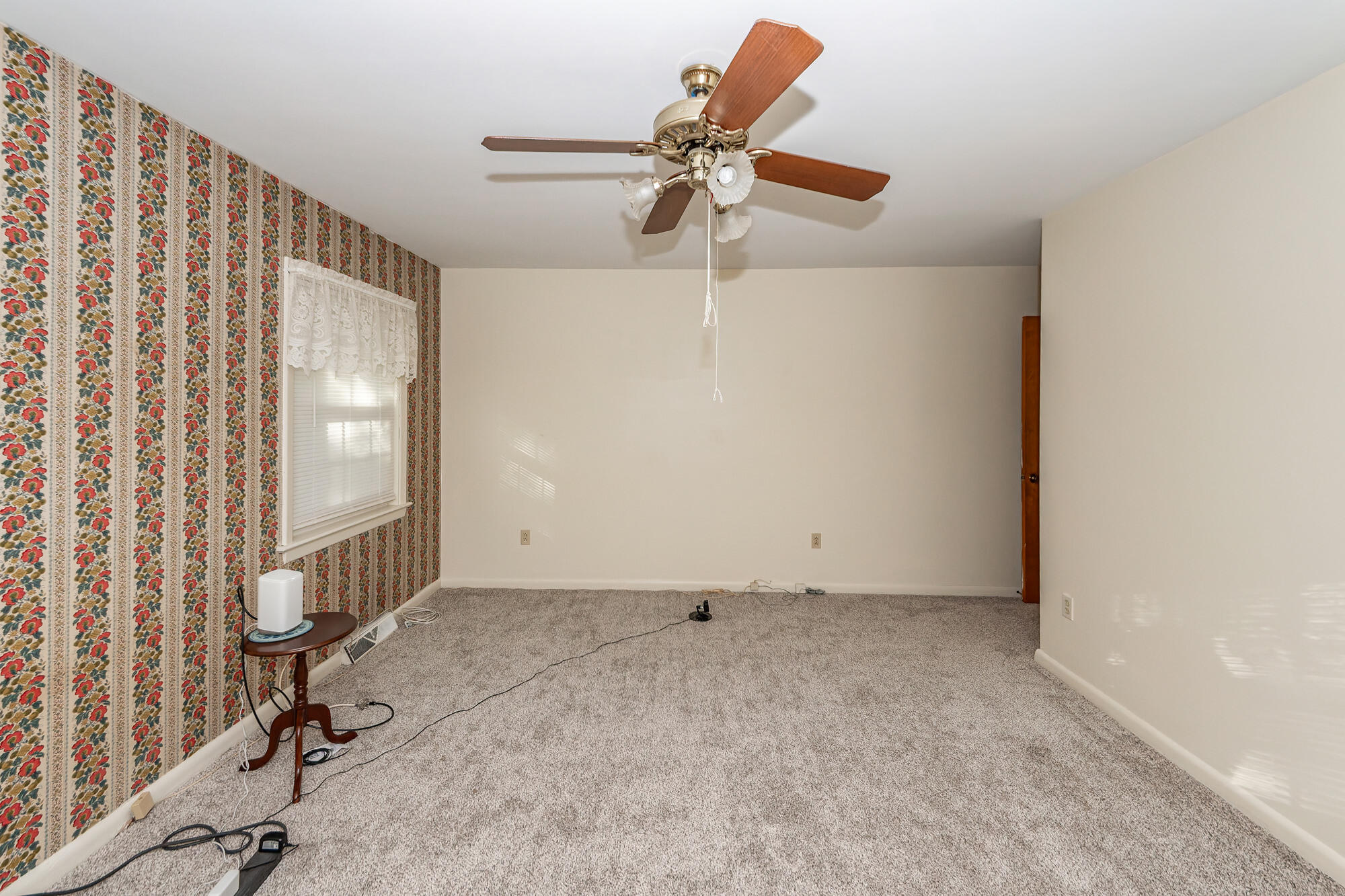 1234 Brookside Drive