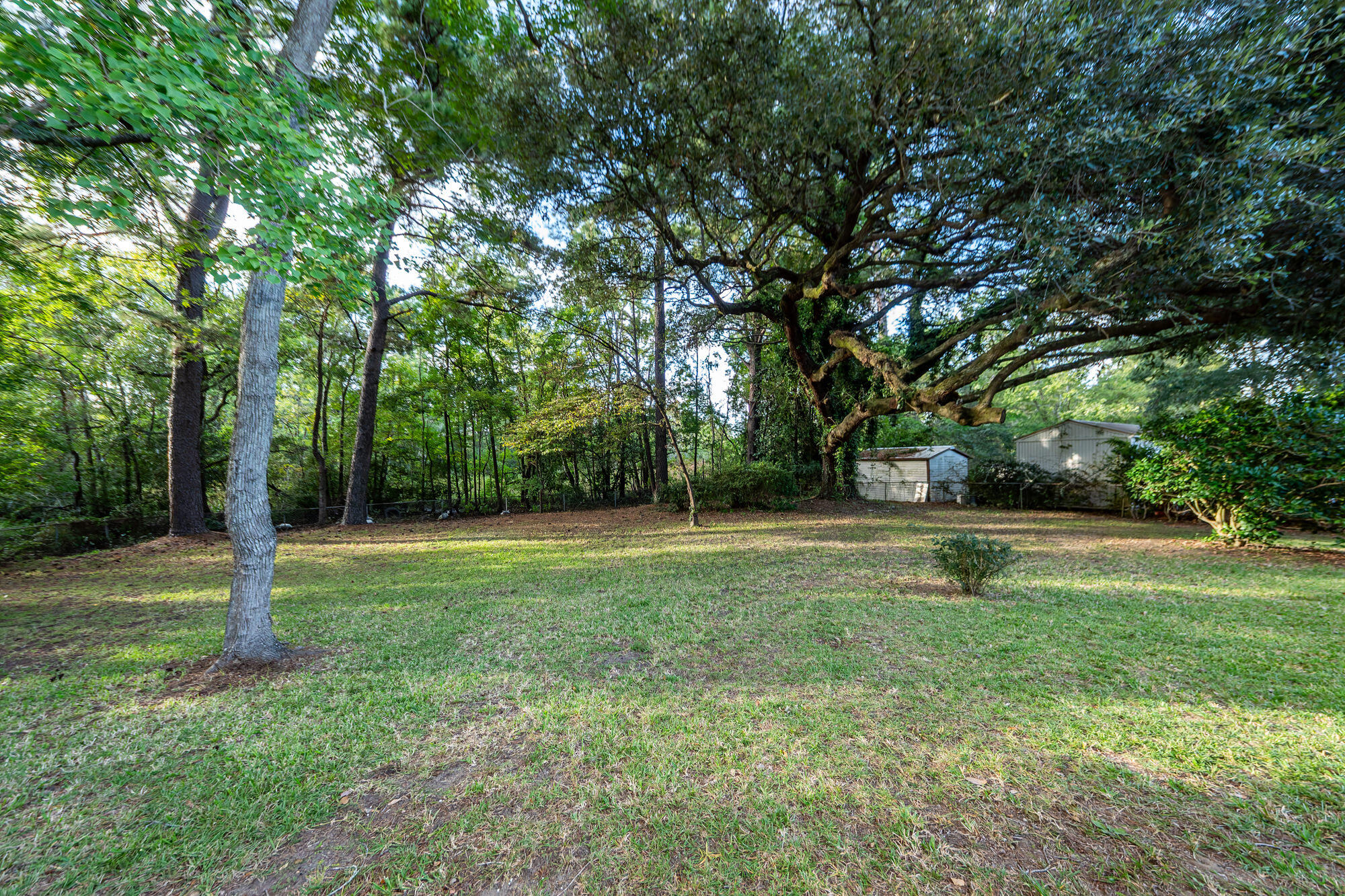 1234 Brookside Drive