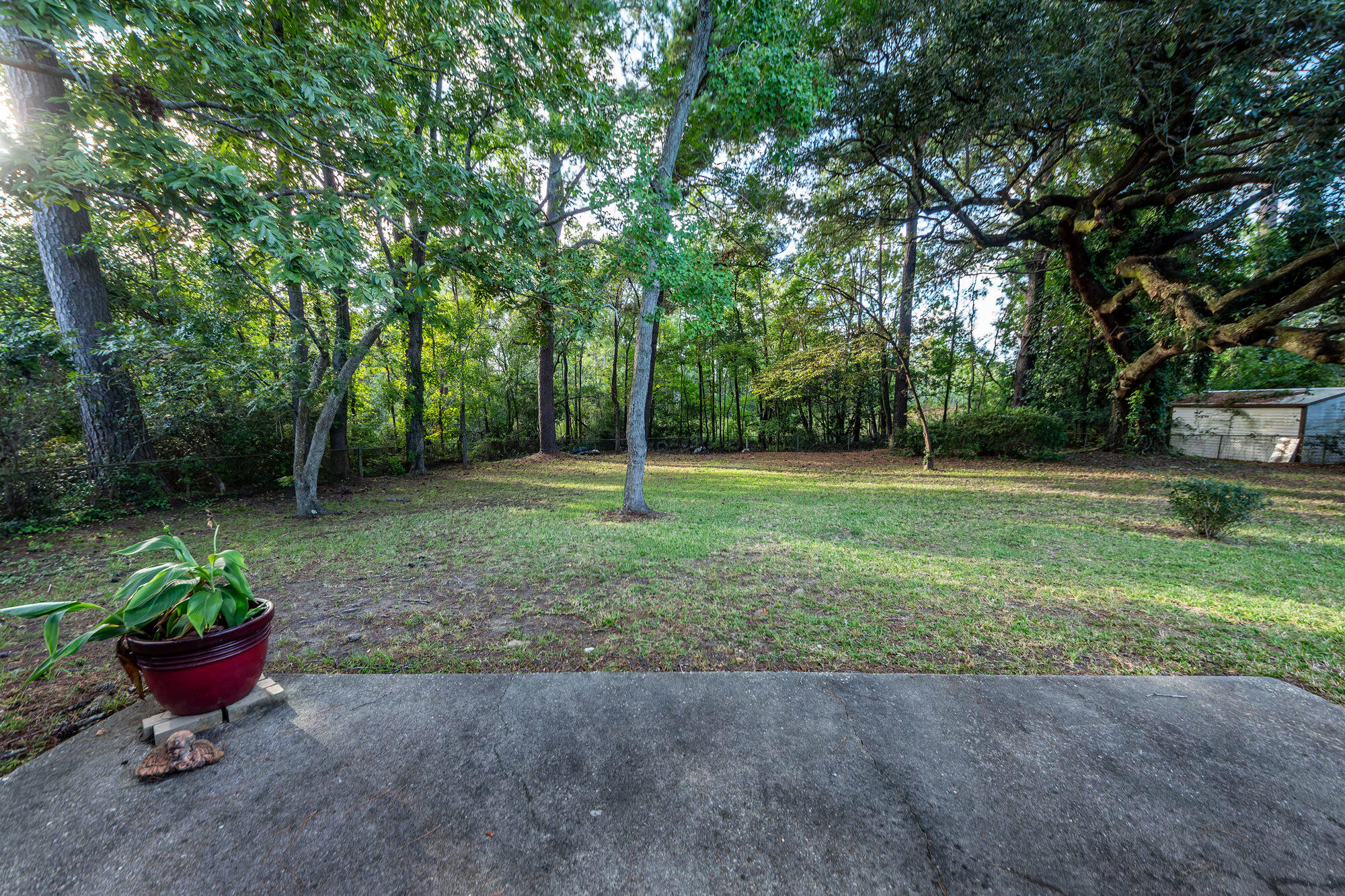 1234 Brookside Drive