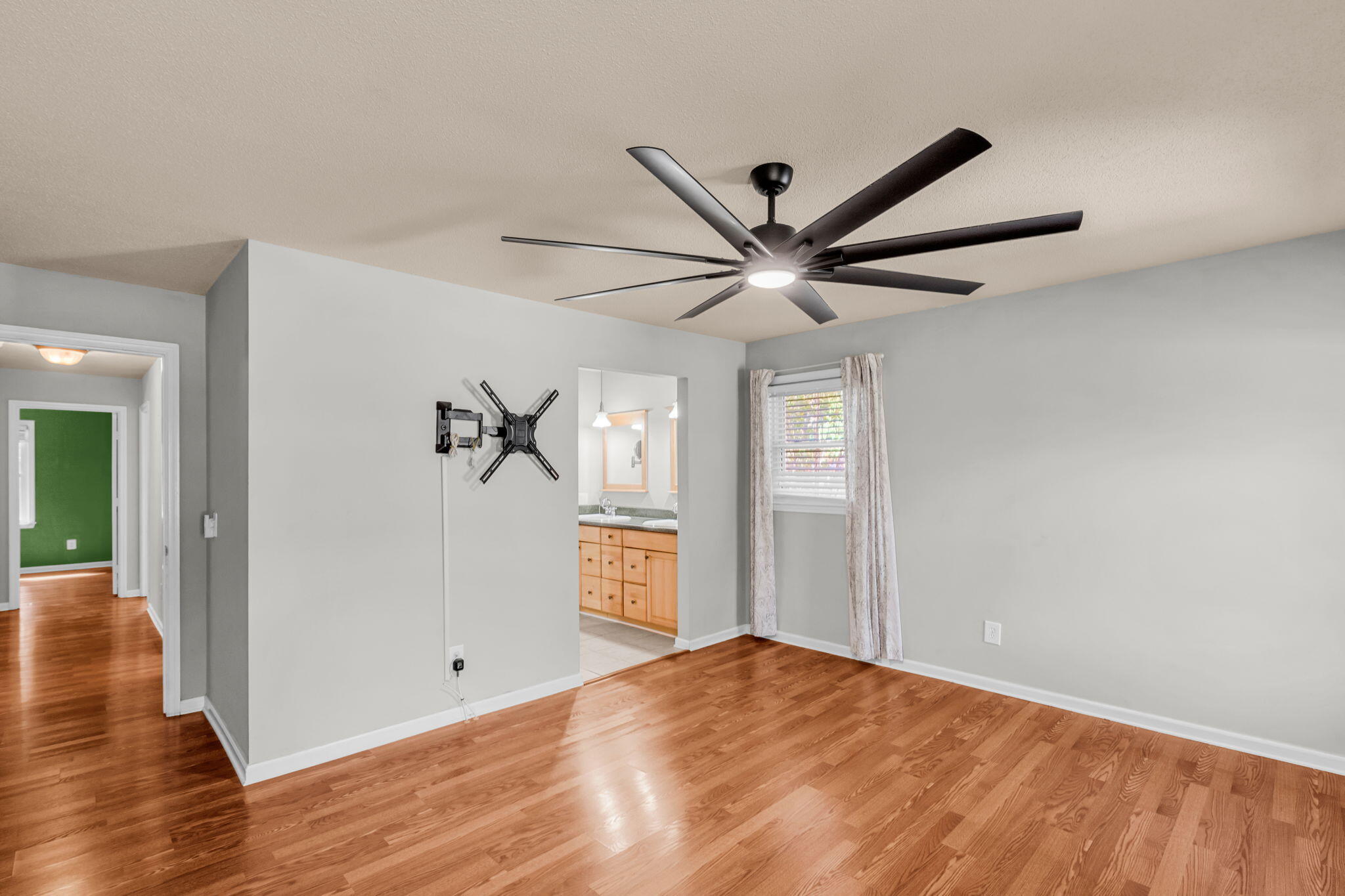 108 Beacon Hill Lane