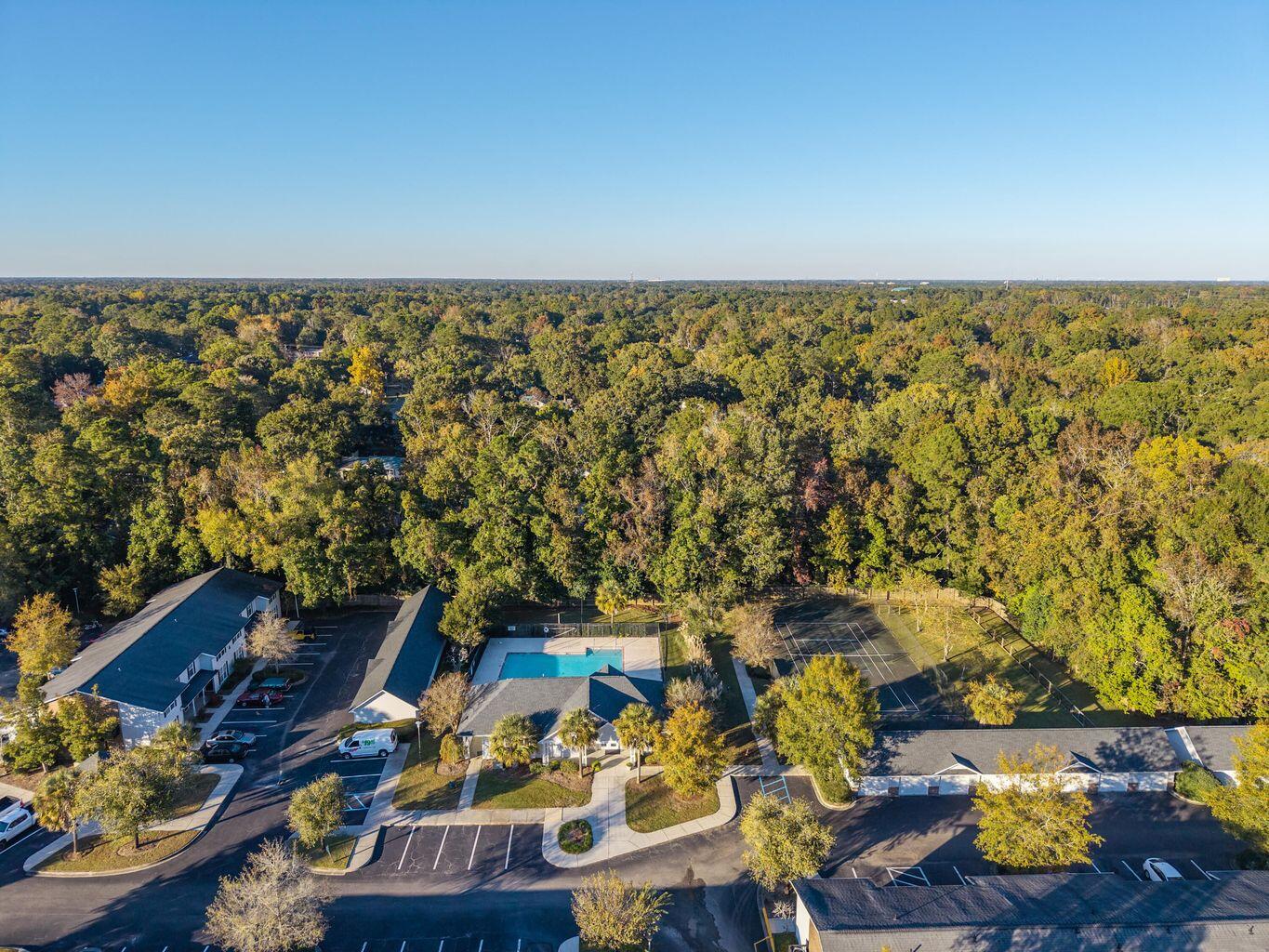 2477 Swallow Drive