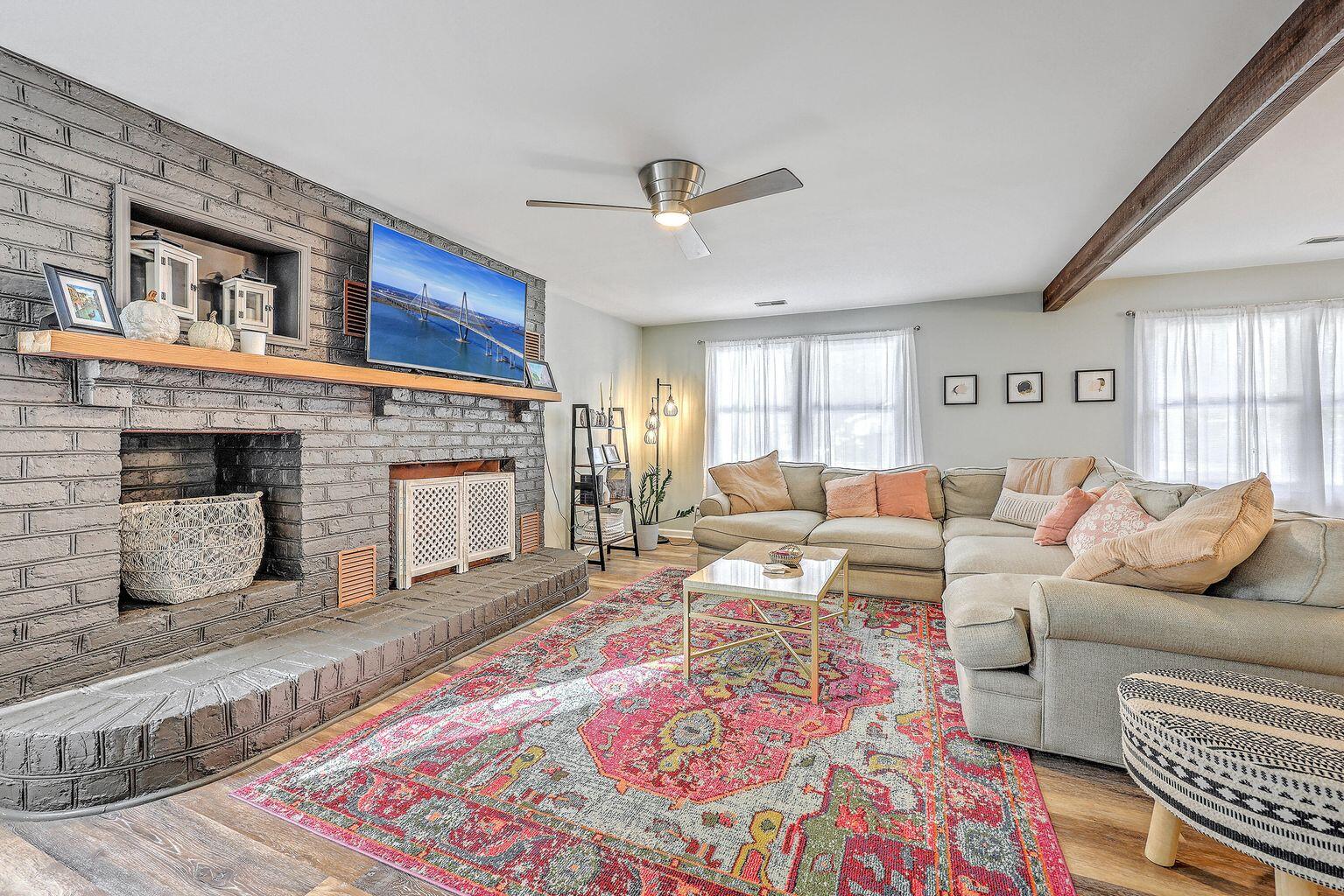 2477 Swallow Drive