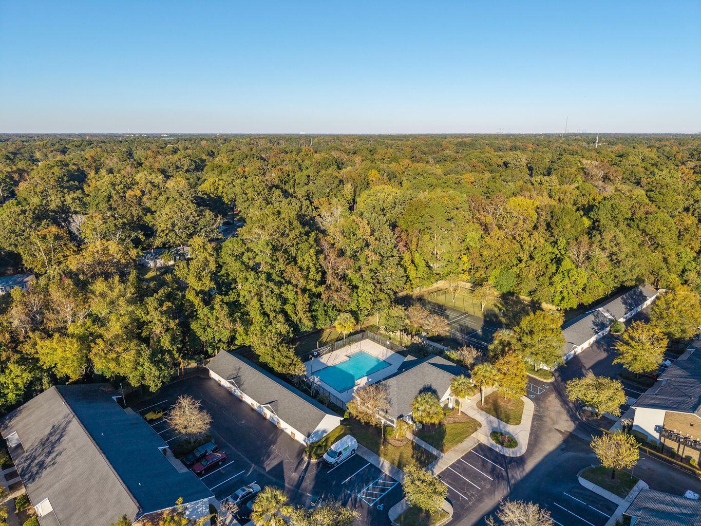 2477 Swallow Drive