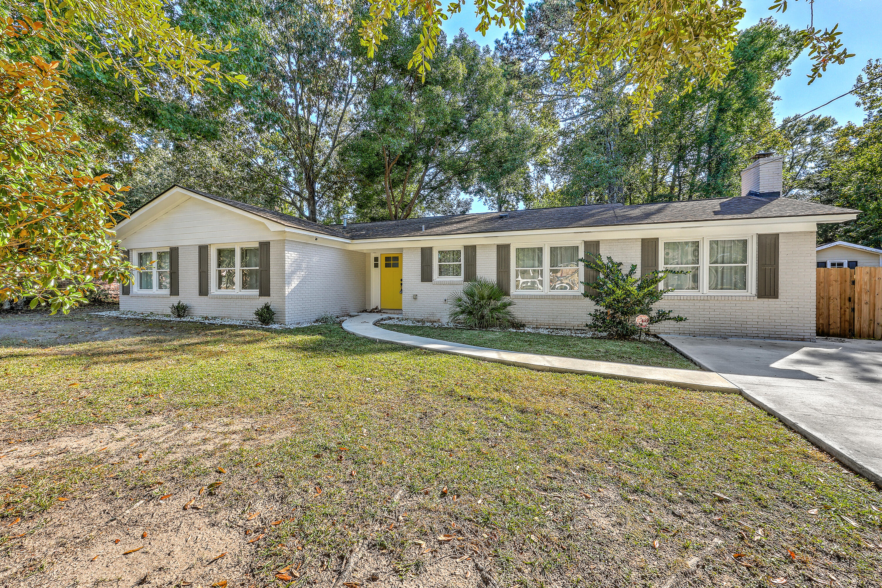 2477 Swallow Drive