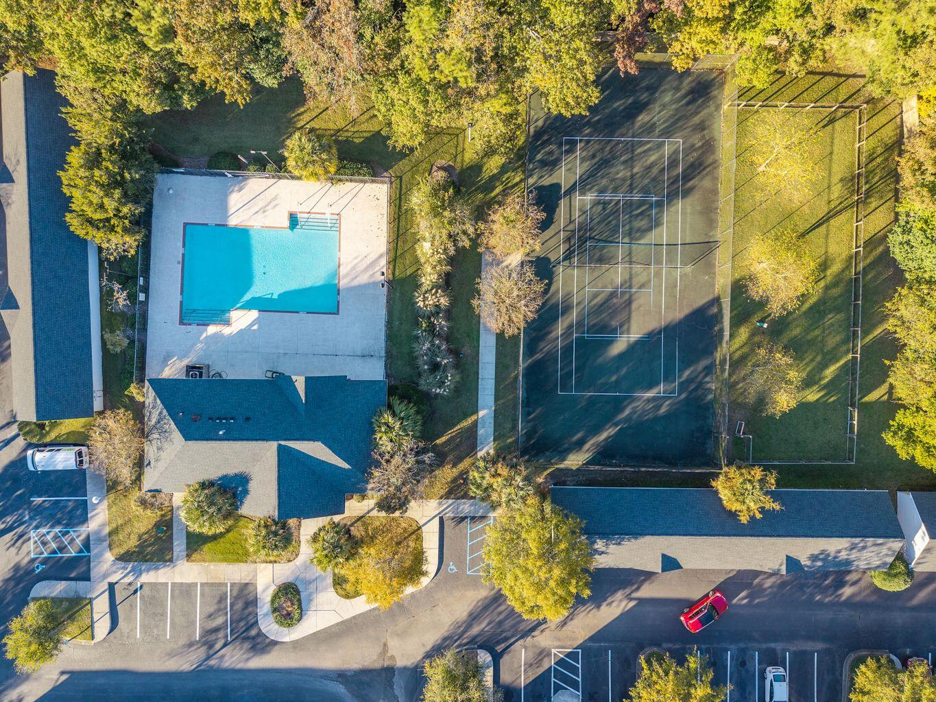 2477 Swallow Drive