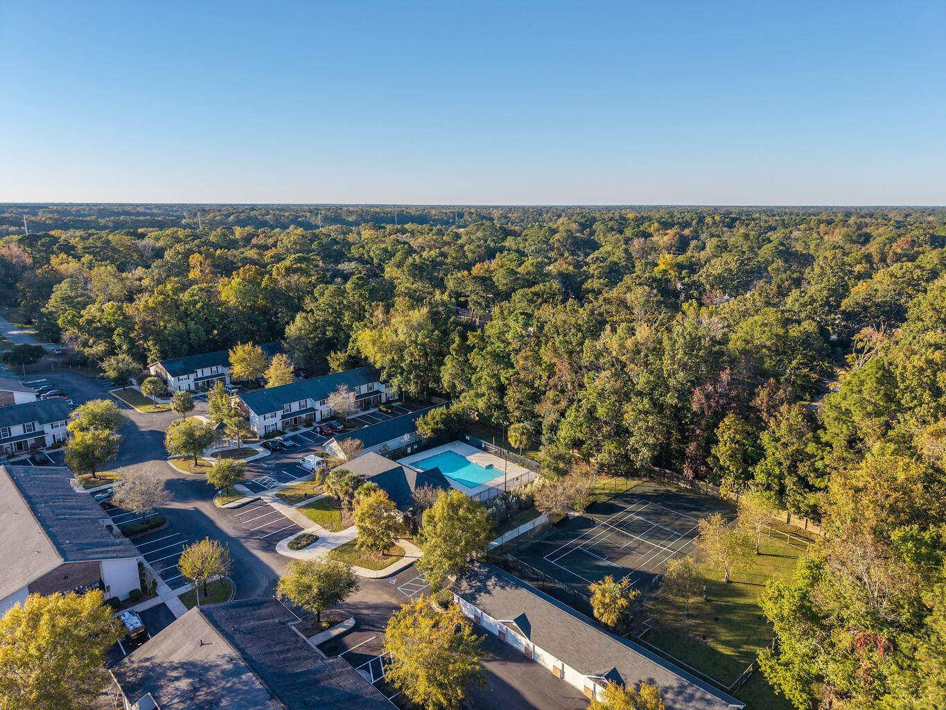 2477 Swallow Drive