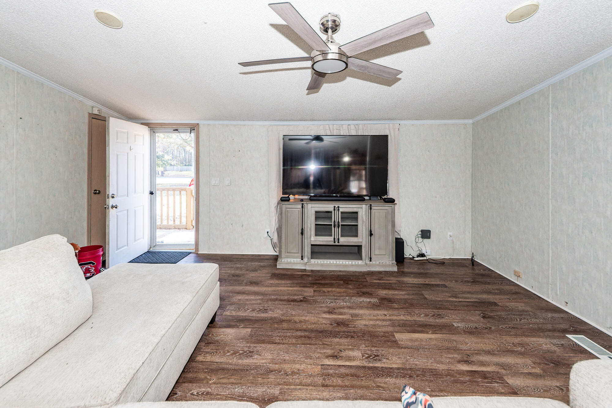 650 Coral Acres Drive