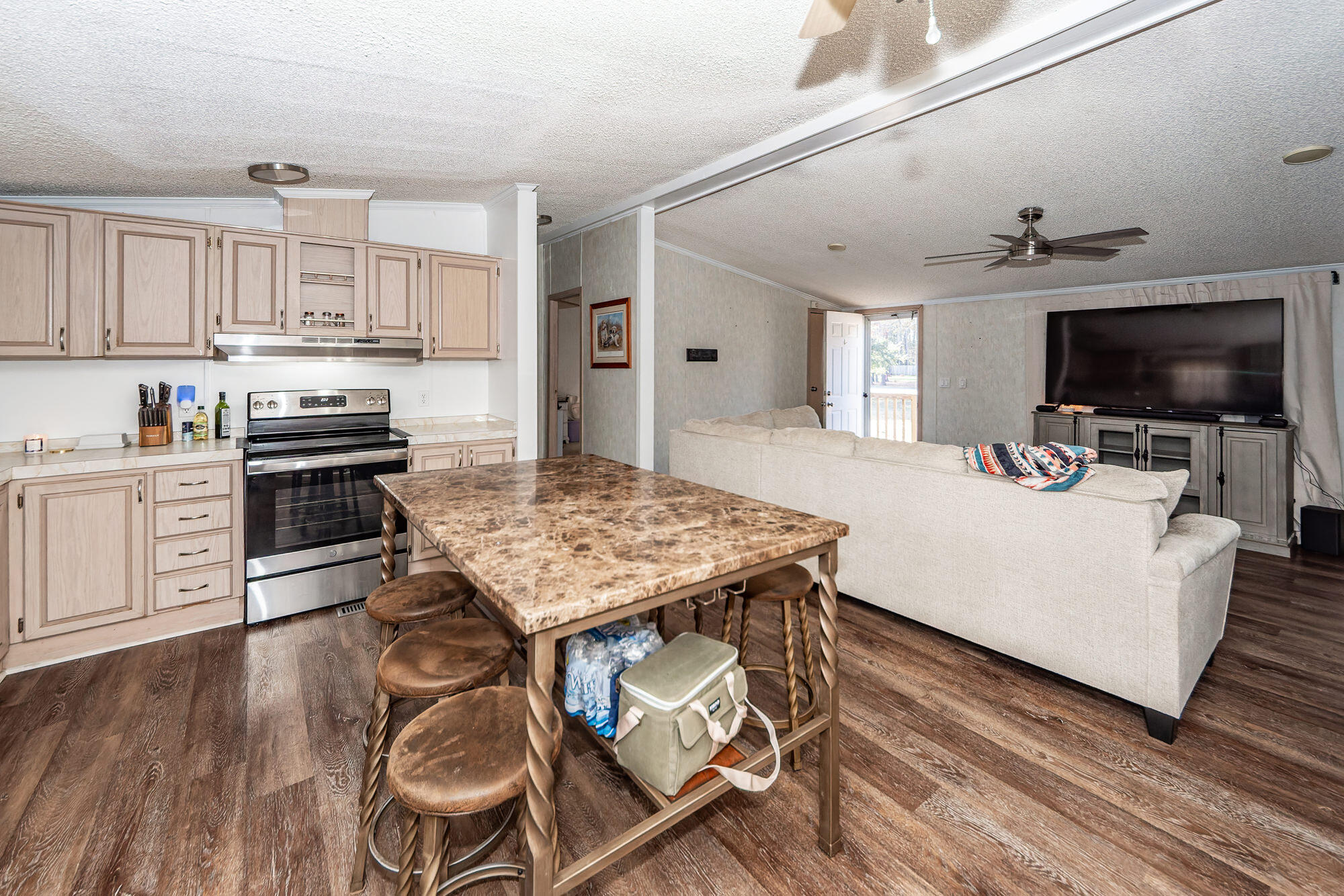 650 Coral Acres Drive