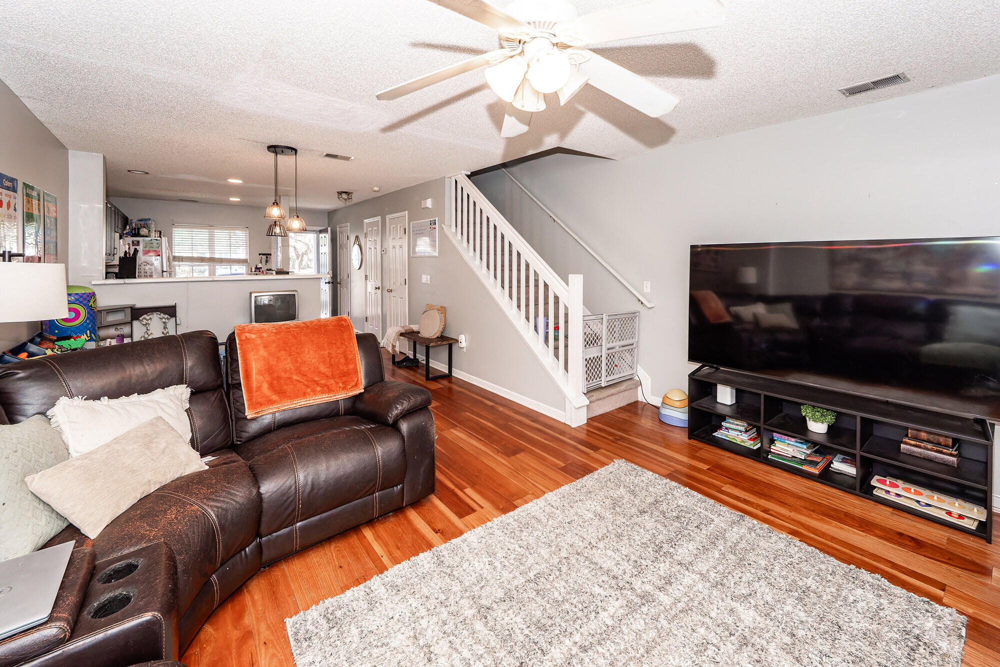 8097 Shadow Oak Drive