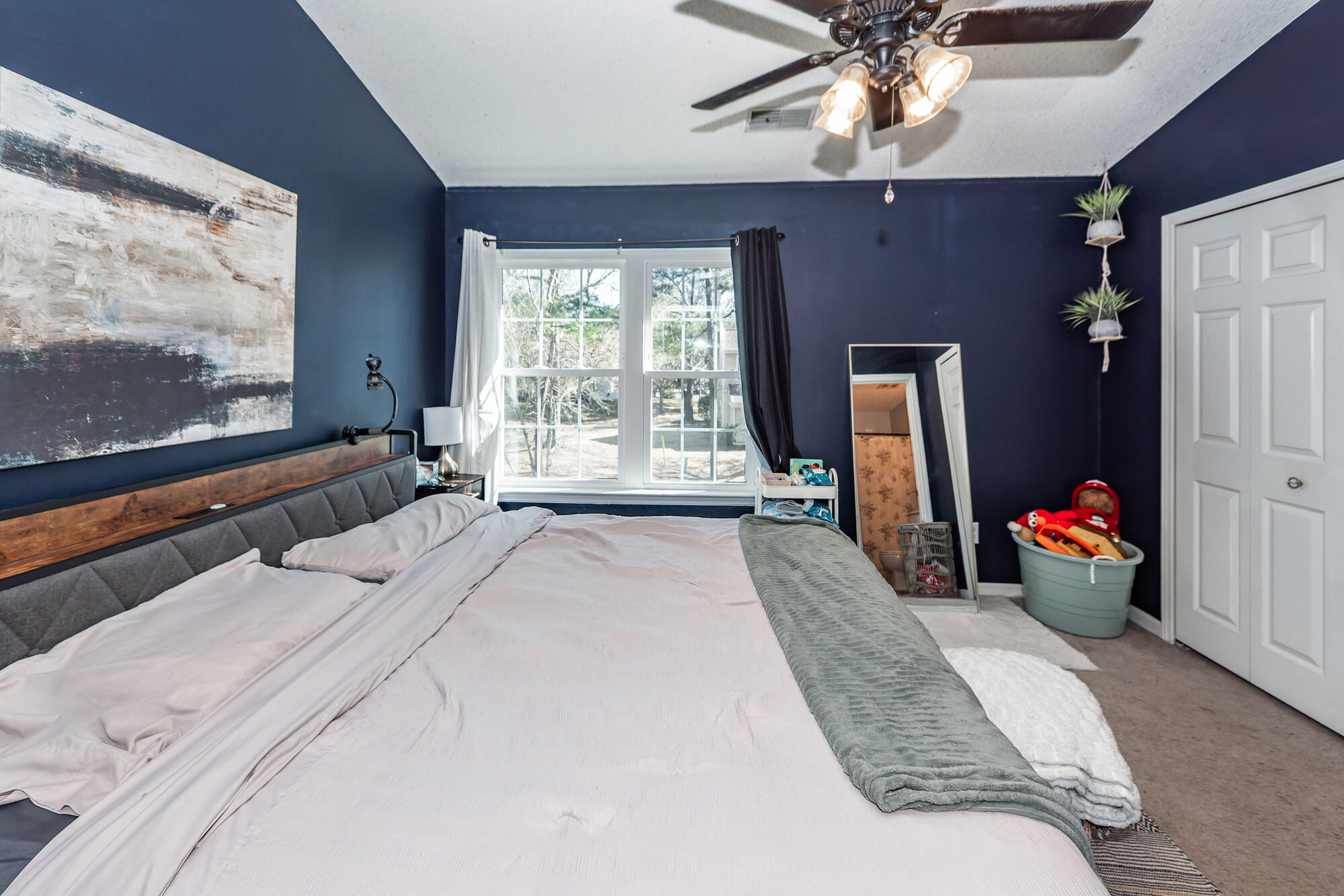 8097 Shadow Oak Drive
