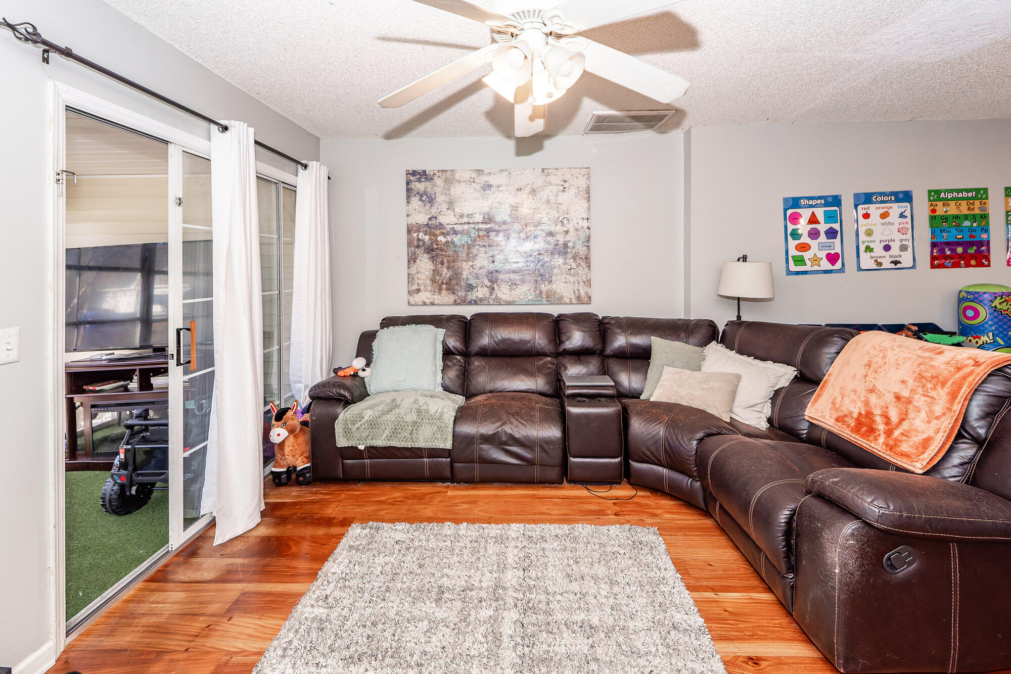 8097 Shadow Oak Drive