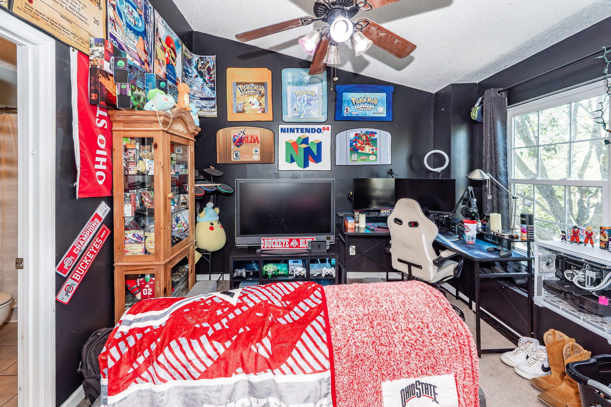 8097 Shadow Oak Drive