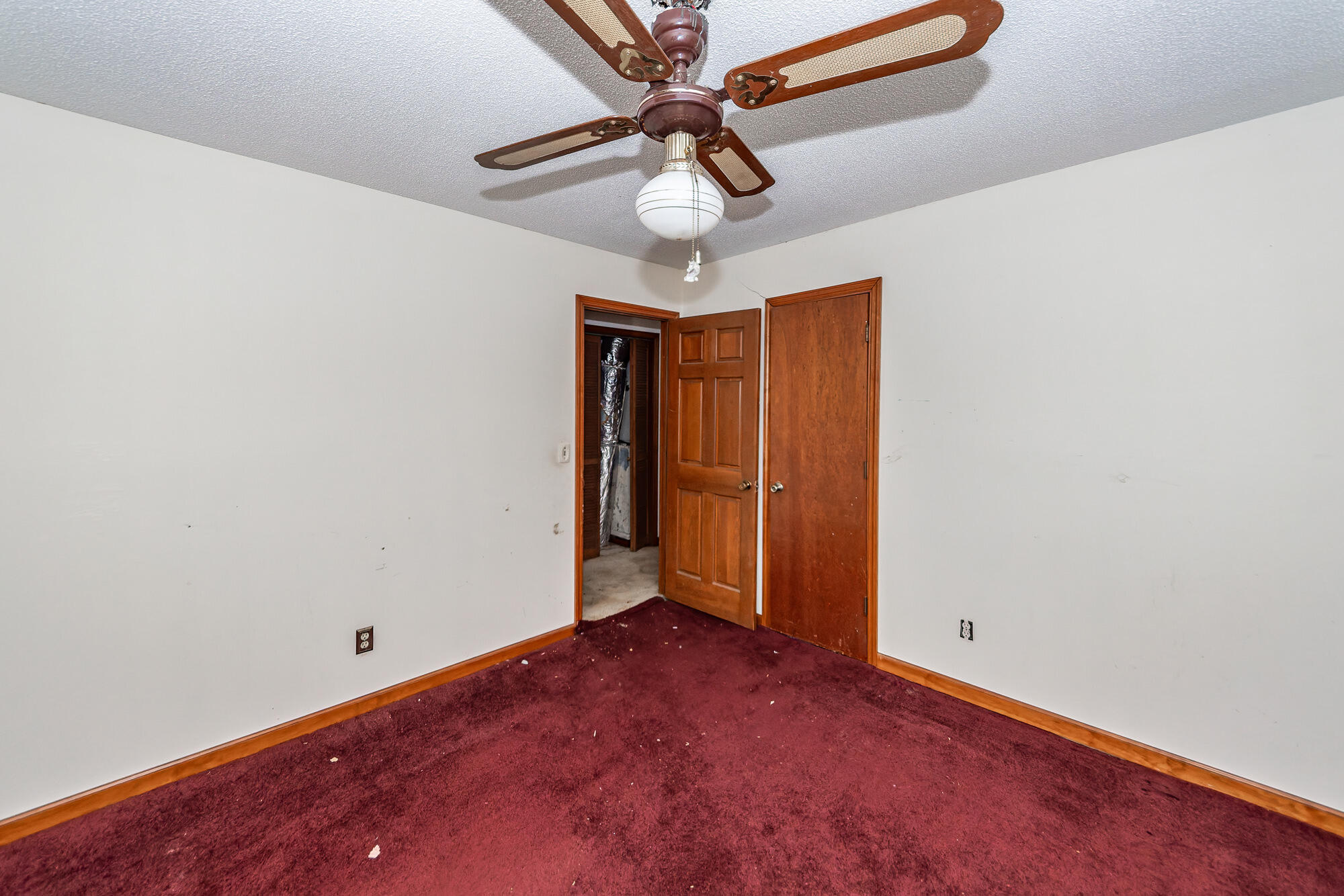 105 Renau Boulevard