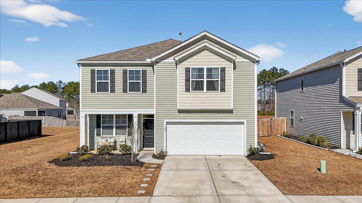 605 Silver Spruce Street