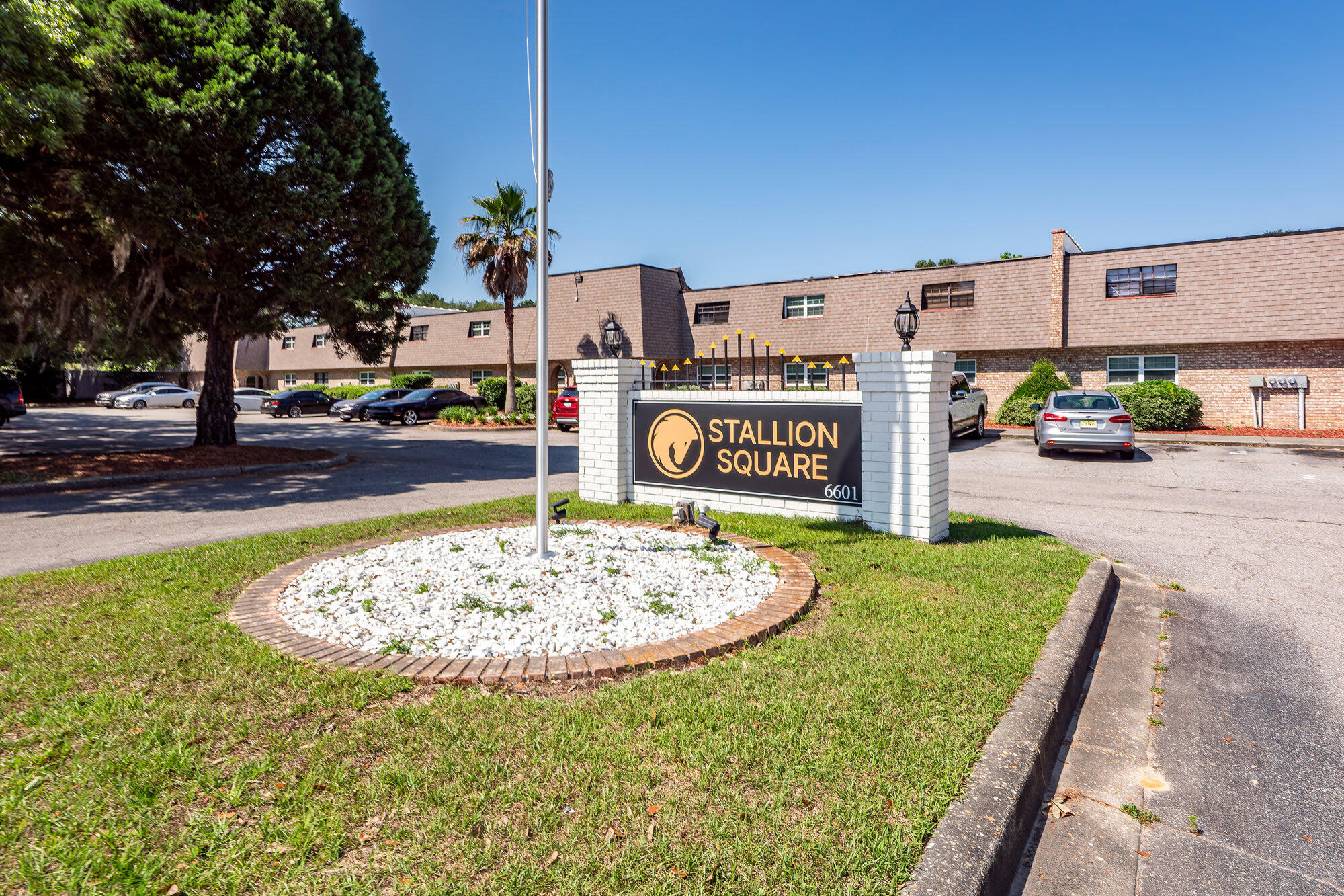6601 Dorchester Road Apt 102