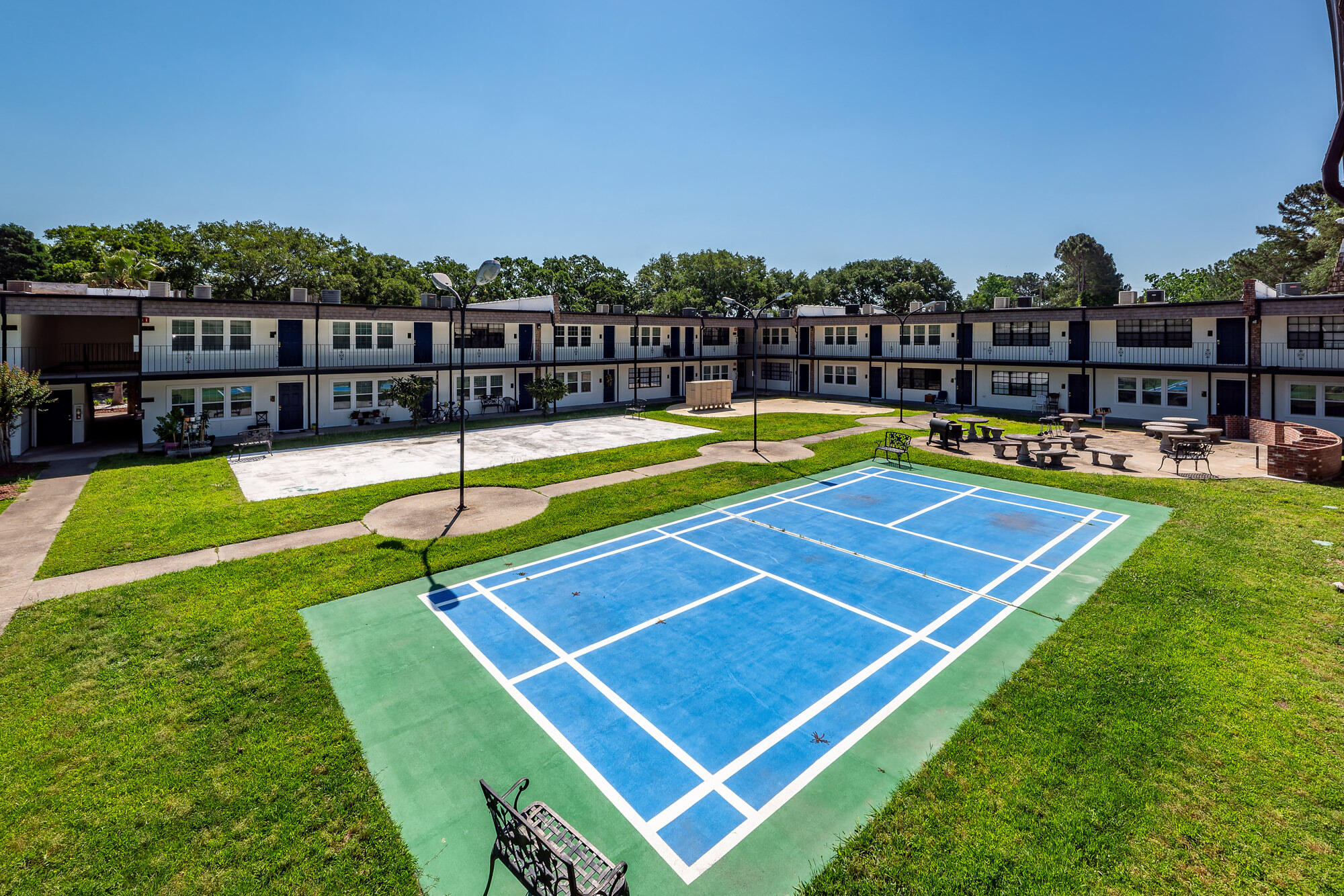 6601 Dorchester Road Apt 102