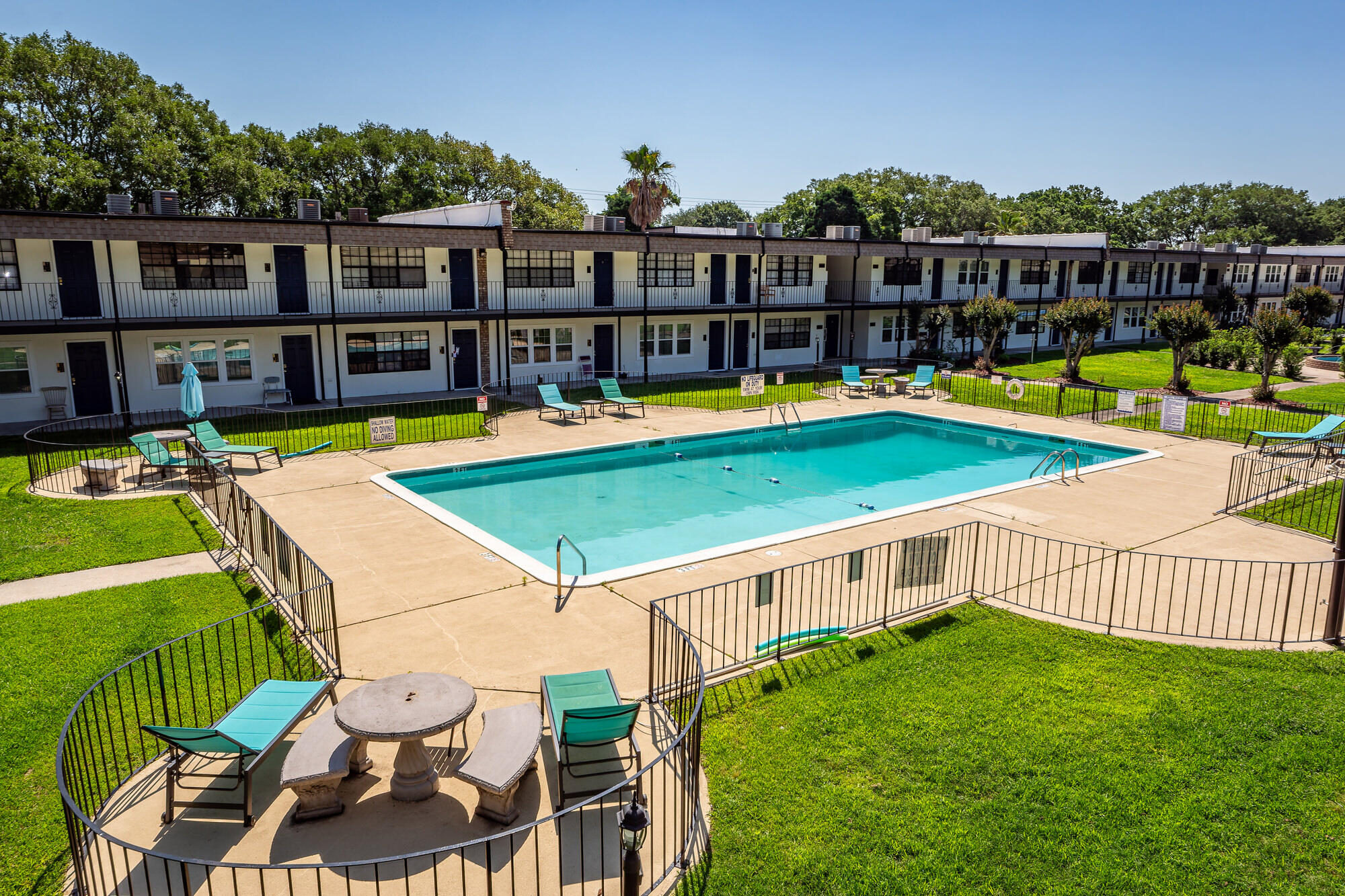 6601 Dorchester Road Apt 102