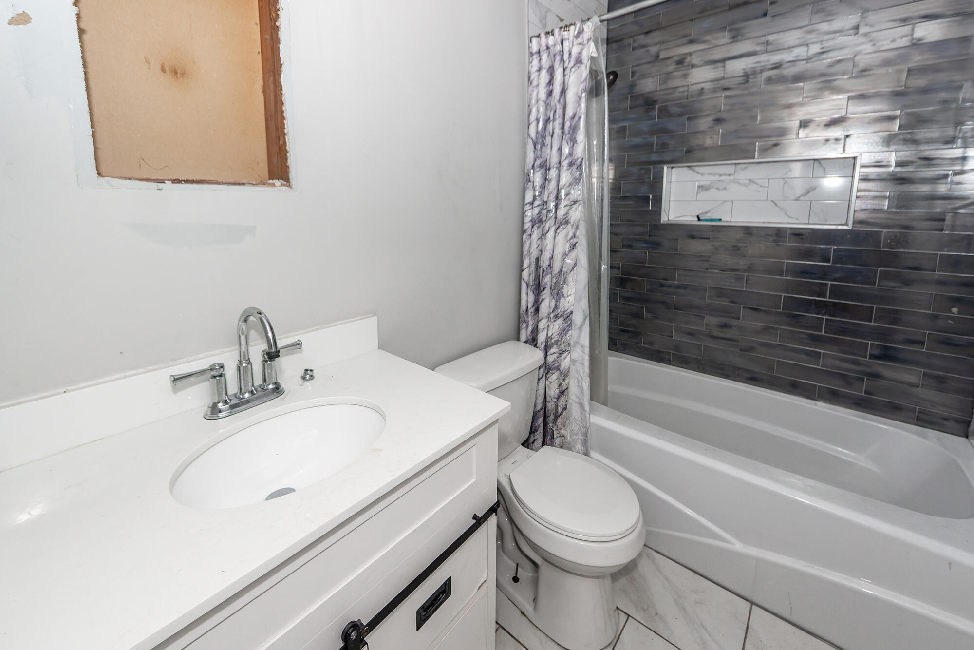 6601 Dorchester Road Apt 102