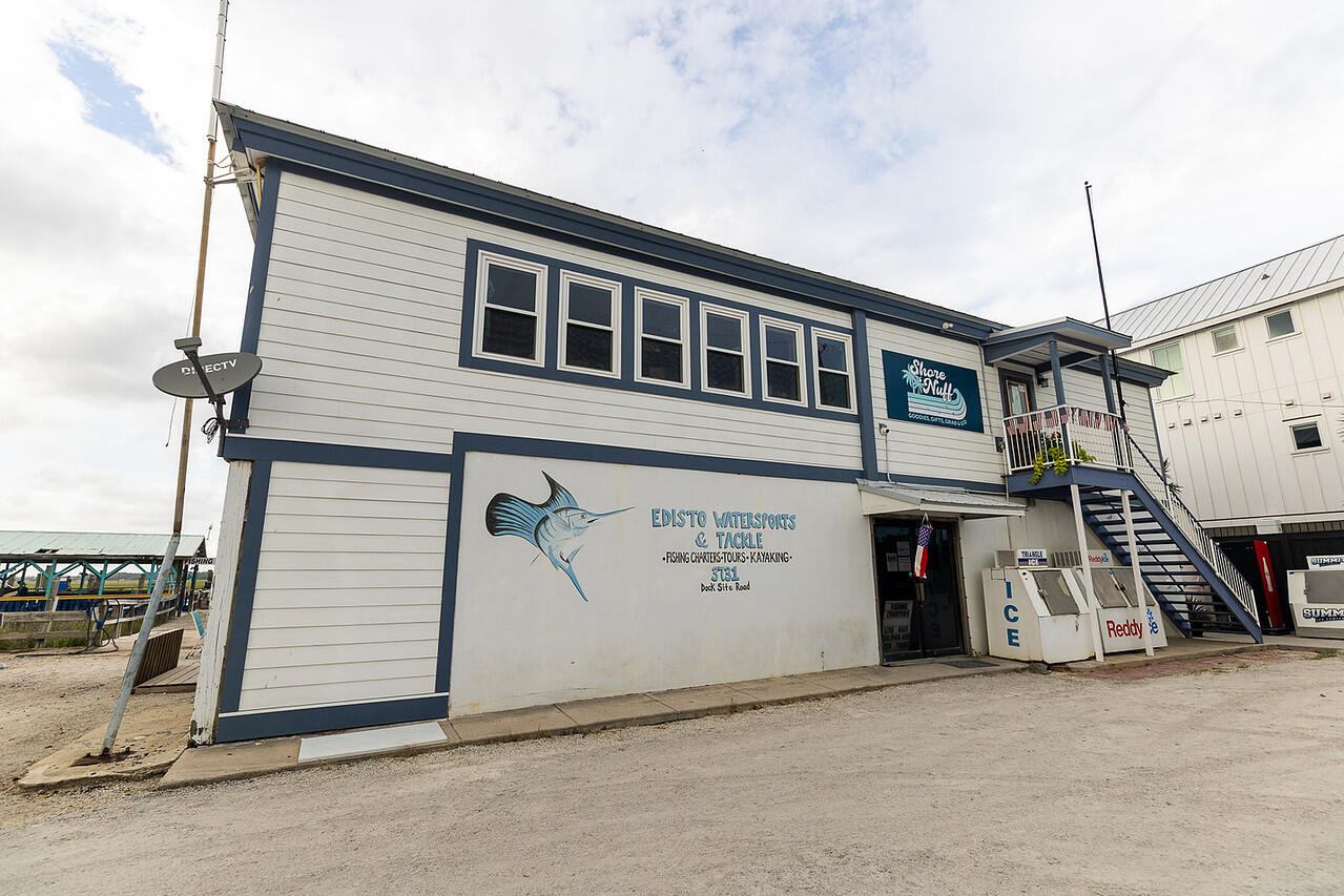 2422 Highway 174