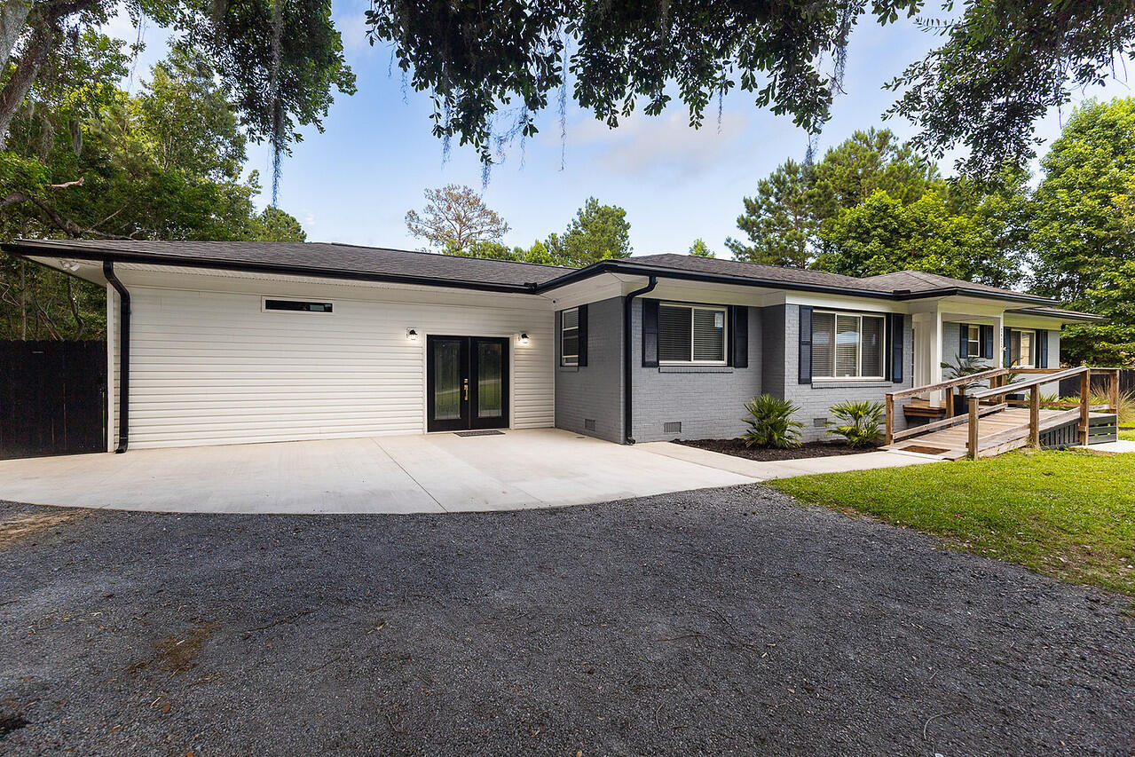 2422 Highway 174