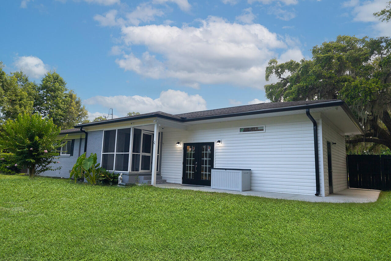 2422 Highway 174