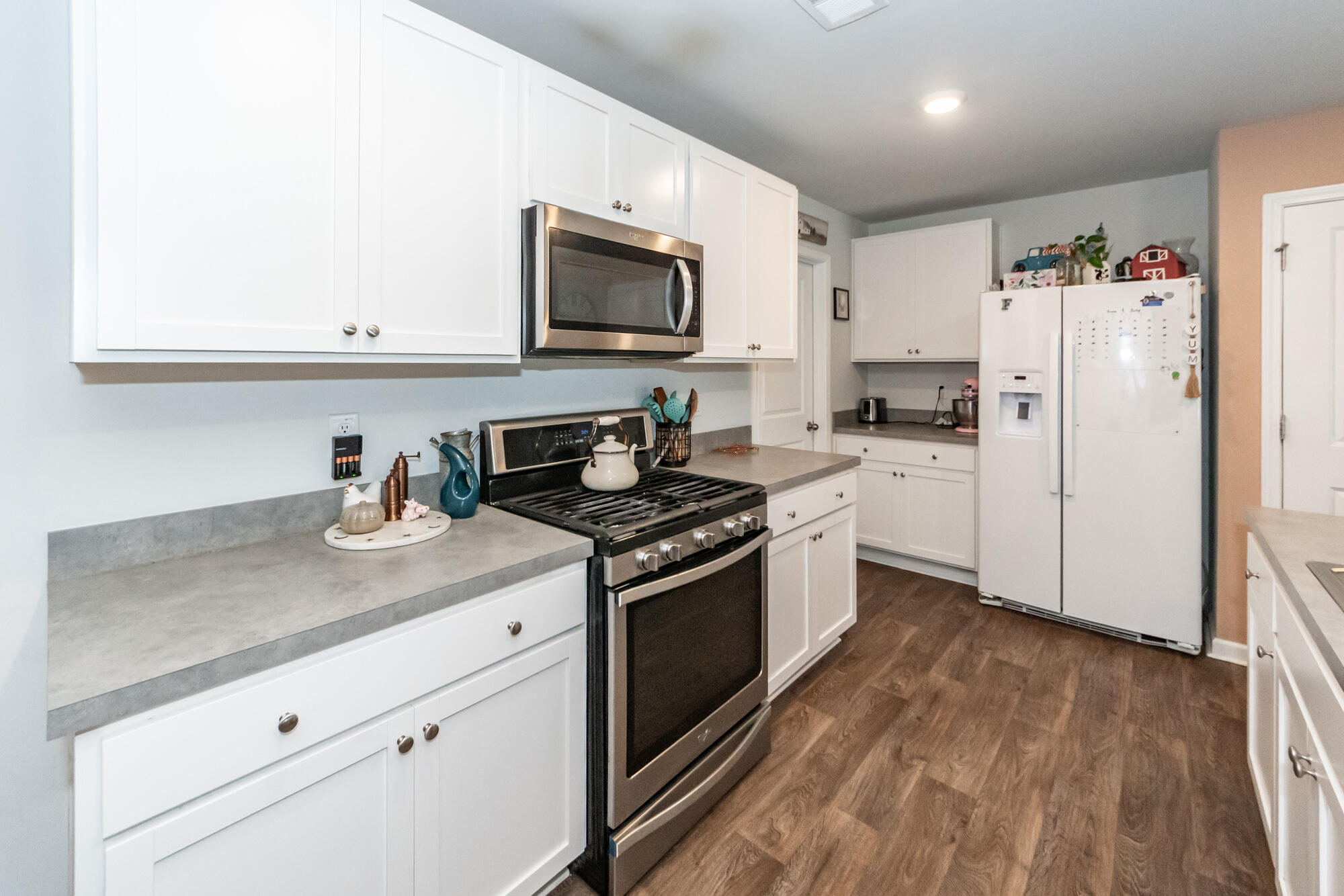 233 Coral Sunset Way