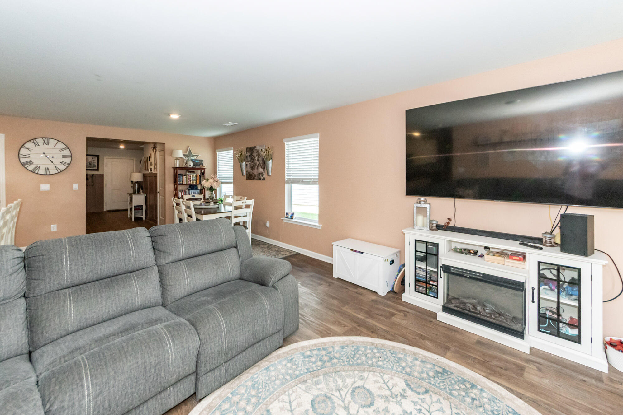 233 Coral Sunset Way