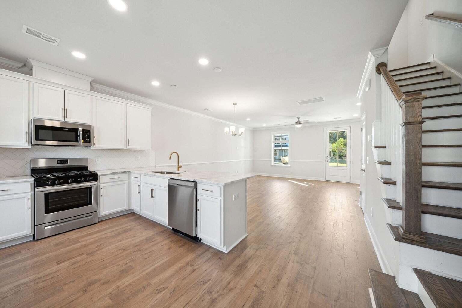 513 Green Fern Drive