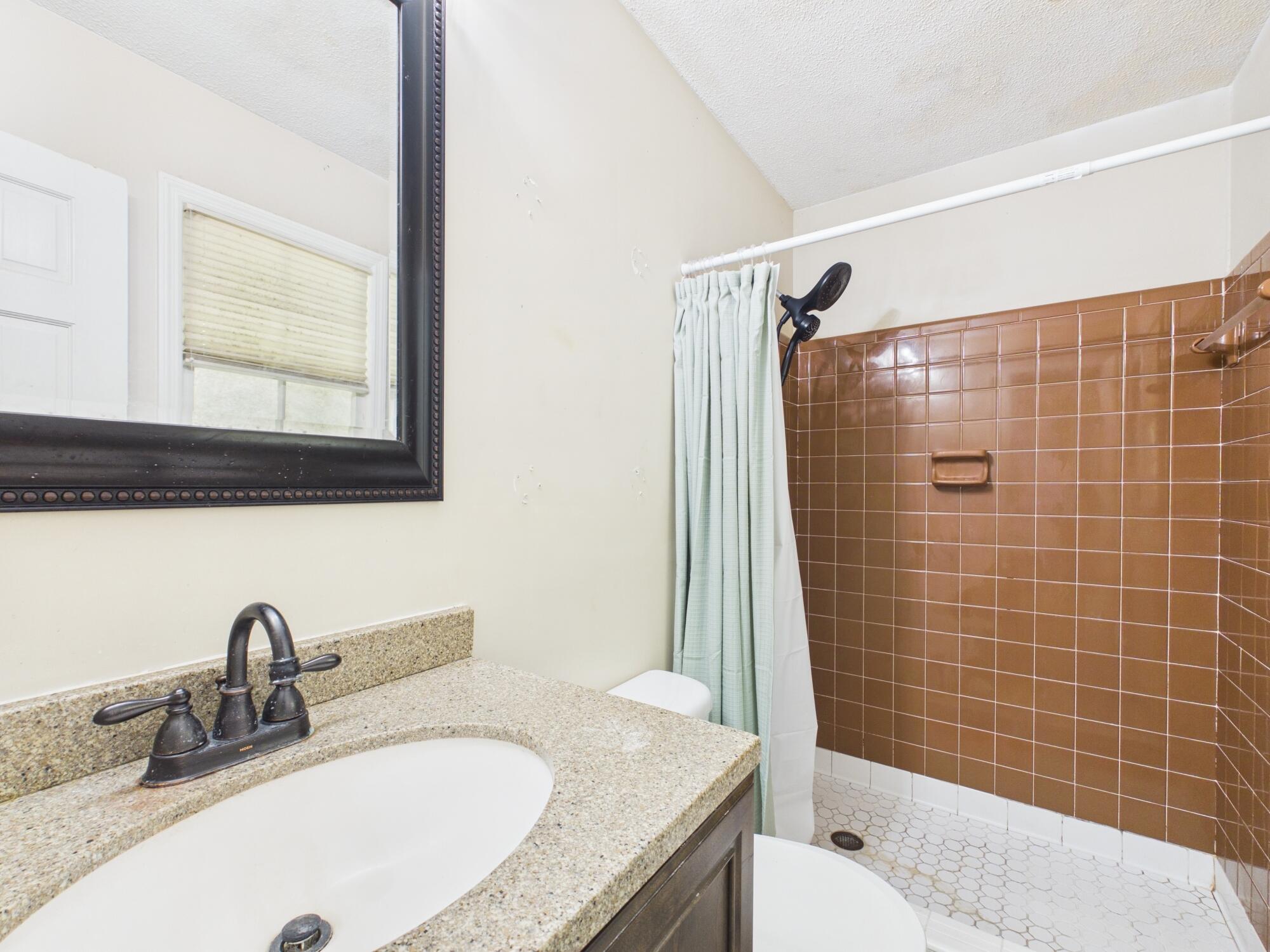 102 Candlewood Court