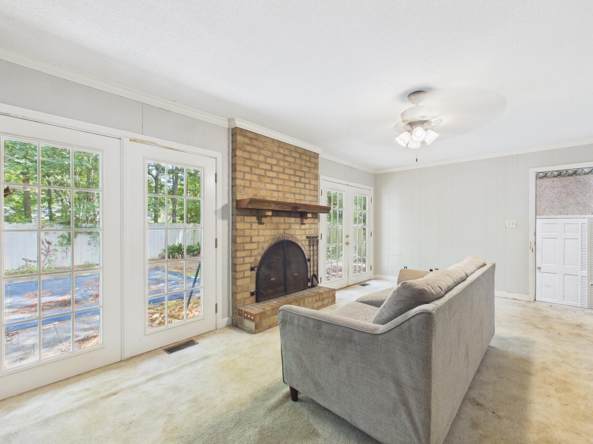 102 Candlewood Court