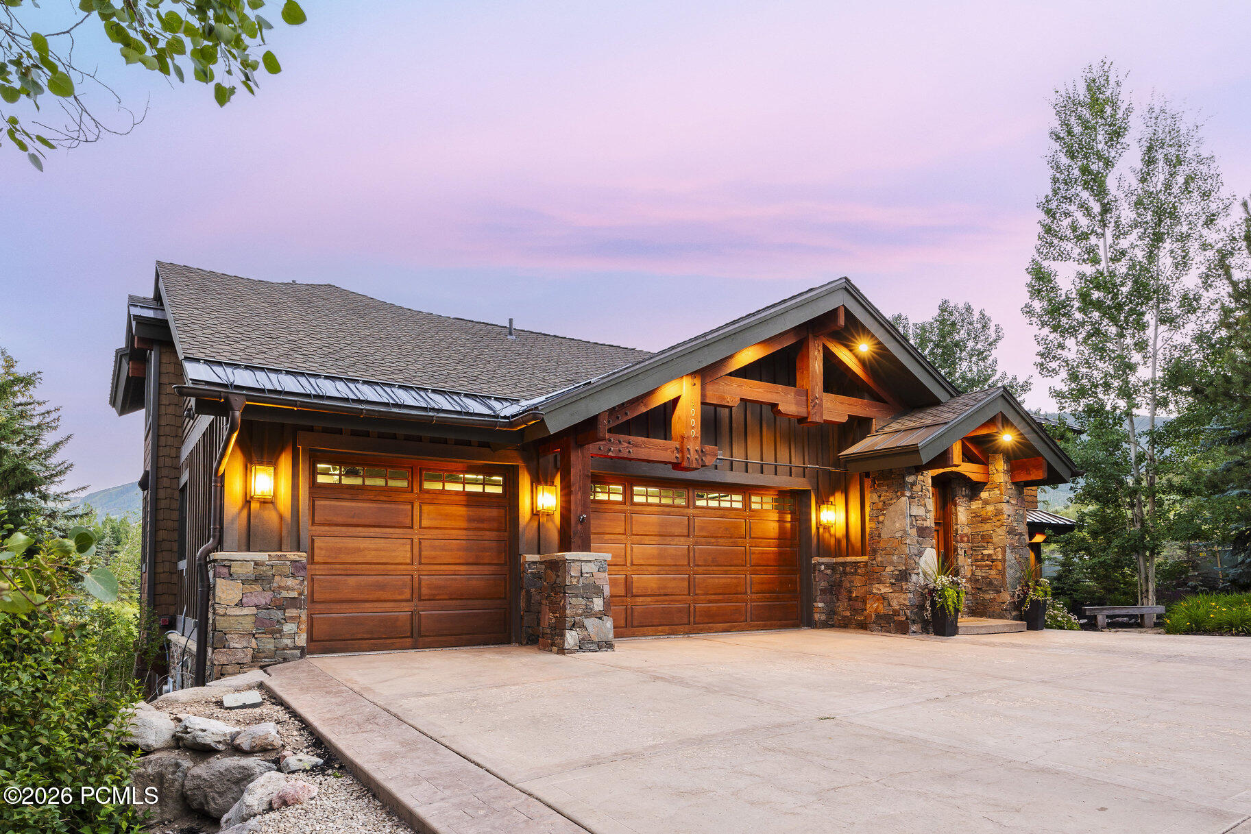 3000 Crestline Drive