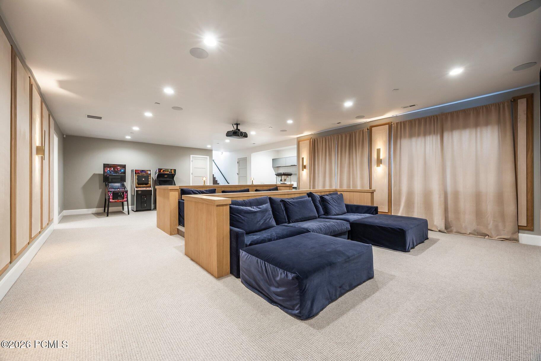 2565 Ledger Way