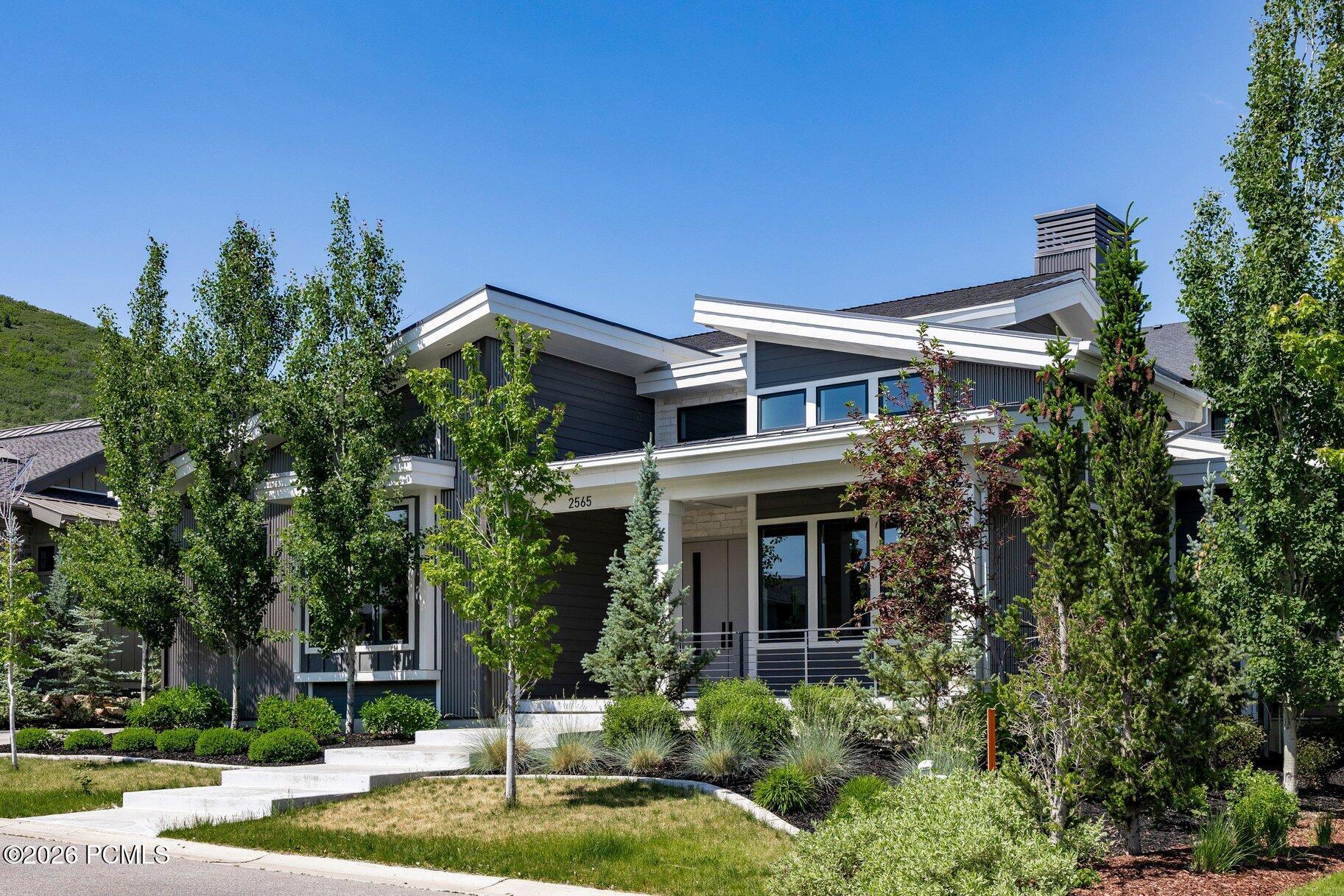 2565 Ledger Way
