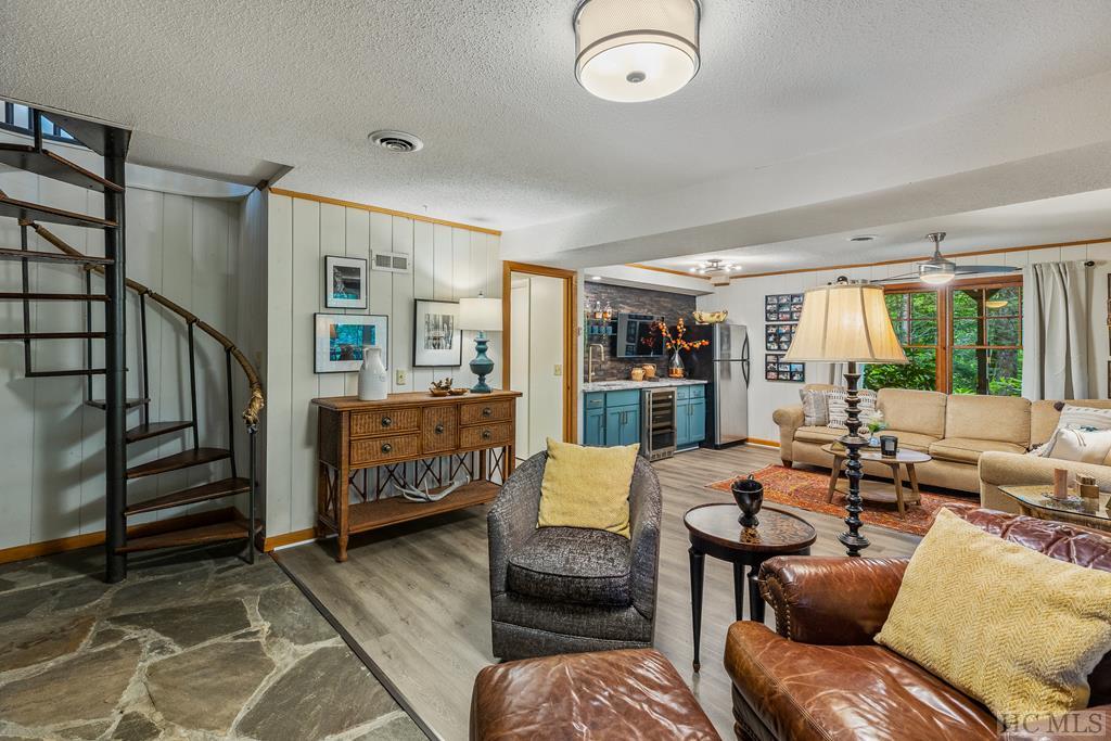 91 Dogwood Drive
