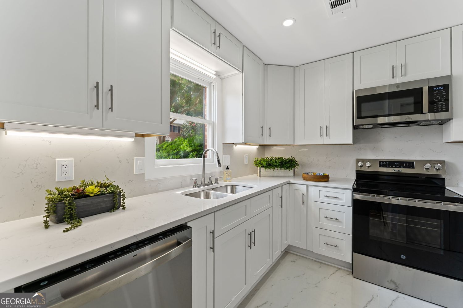 2886 Webb Bridge Road # 15