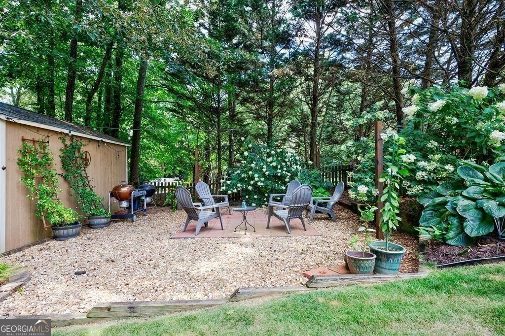 6705 Fox Creek Drive