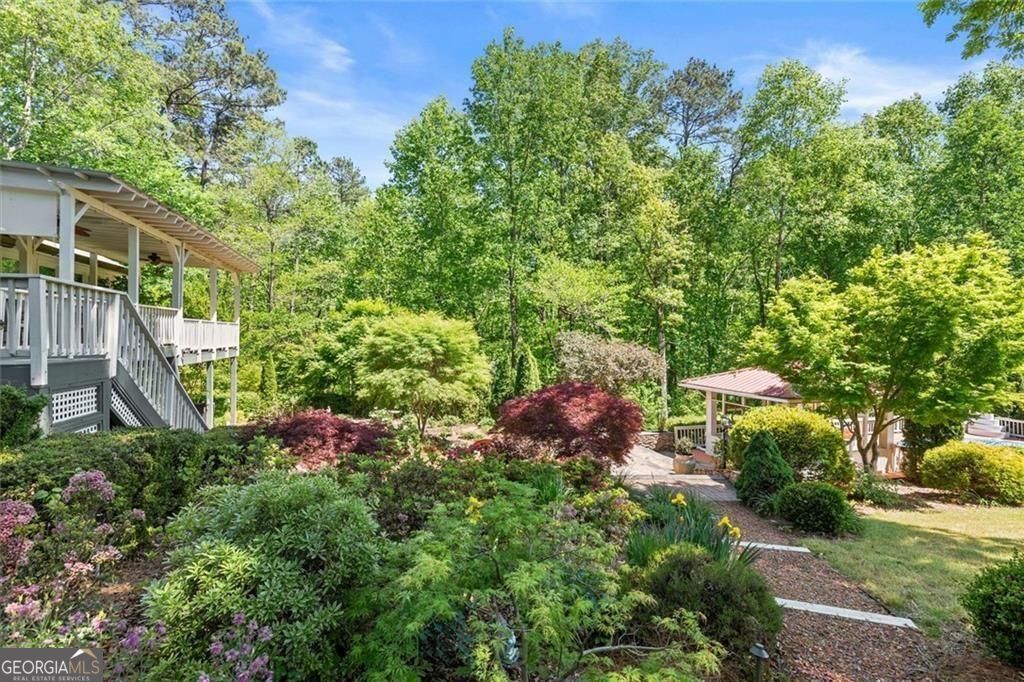 155 Crowe Road