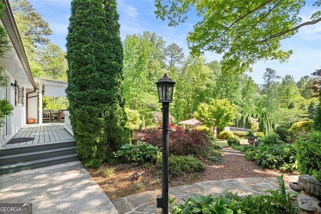 155 Crowe Road