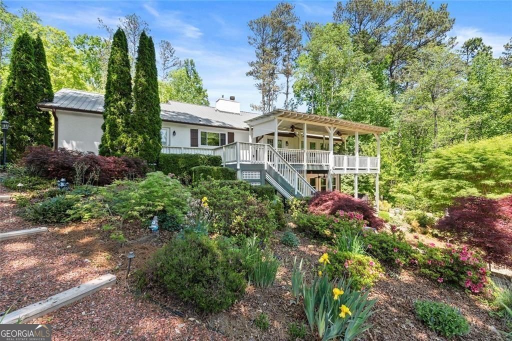 155 Crowe Road