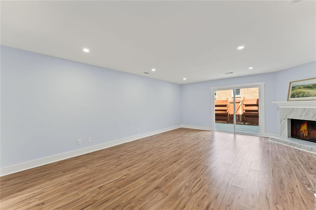 2886 Webb Bridge Road Unit 15