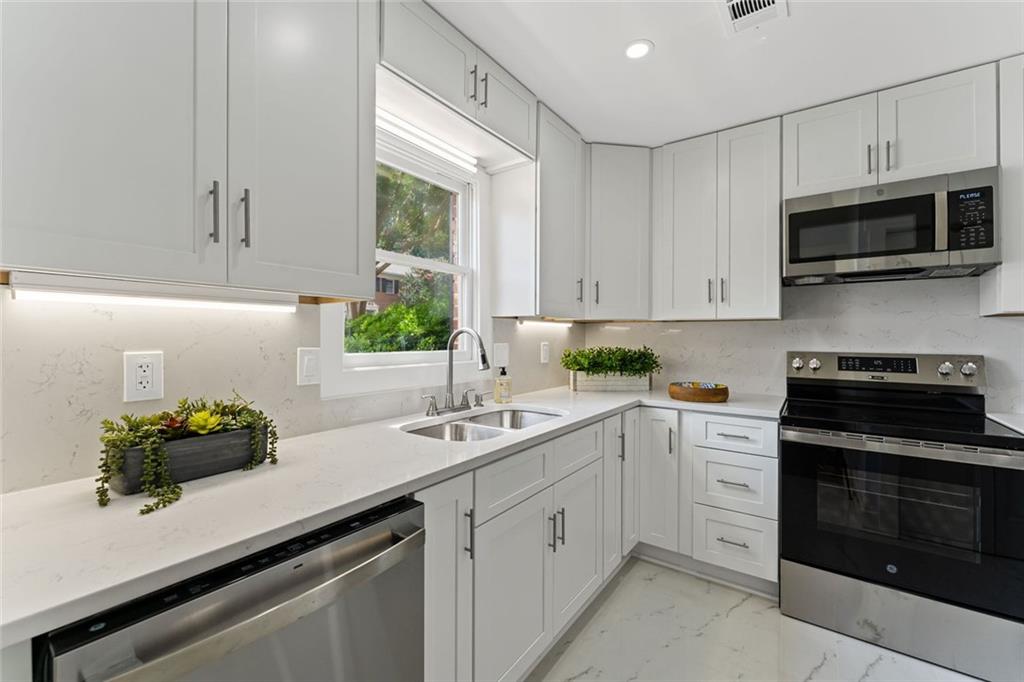 2886 Webb Bridge Road Unit 15